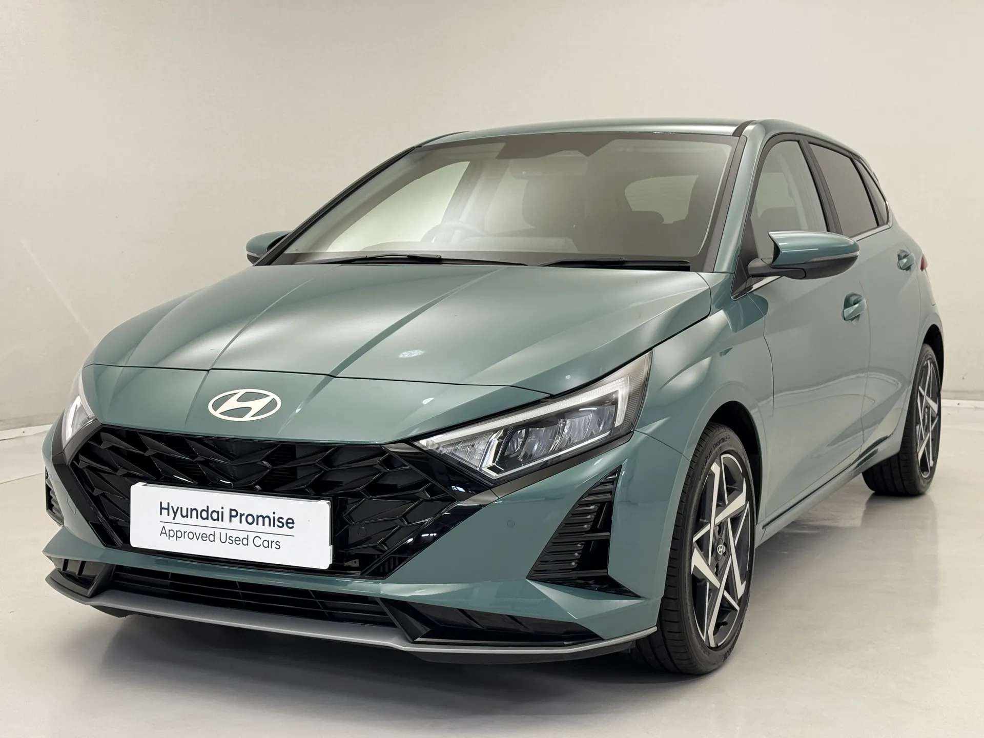 A 2024 HYUNDAI I20 1.0T GDi Premium 5dr DCT A 2024 HYUNDAI I20 1.0T GDi Premium 5dr DCT