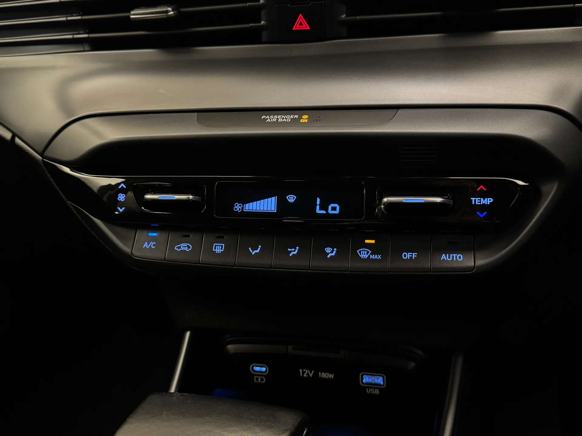 2024 HYUNDAI I20 2024 HYUNDAI I20