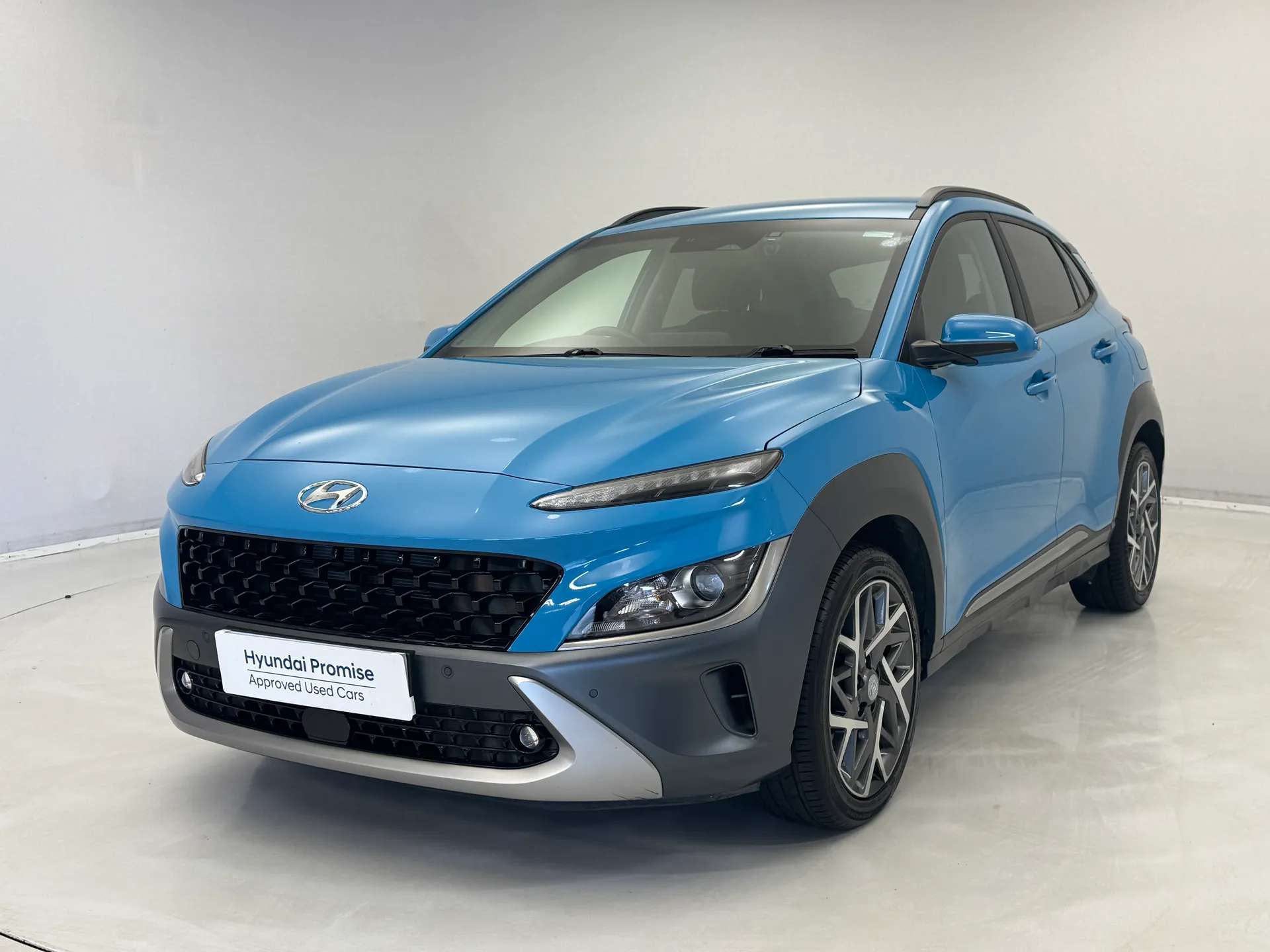 A 2022 HYUNDAI KONA 1.6 GDi Hybrid Premium 5dr DCT A 2022 HYUNDAI KONA 1.6 GDi Hybrid Premium 5dr DCT