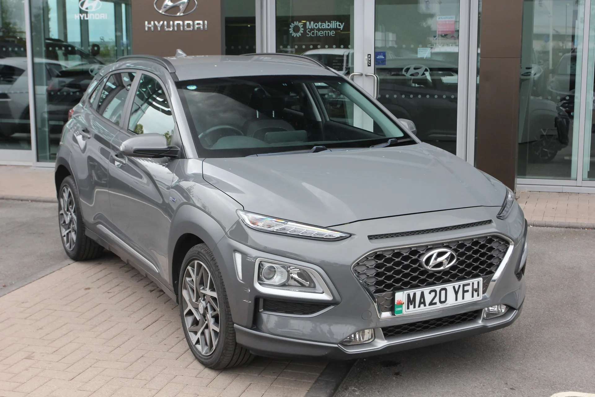 A 2020 HYUNDAI KONA 1.6 GDi Hybrid Premium 5dr DCT A 2020 HYUNDAI KONA 1.6 GDi Hybrid Premium 5dr DCT