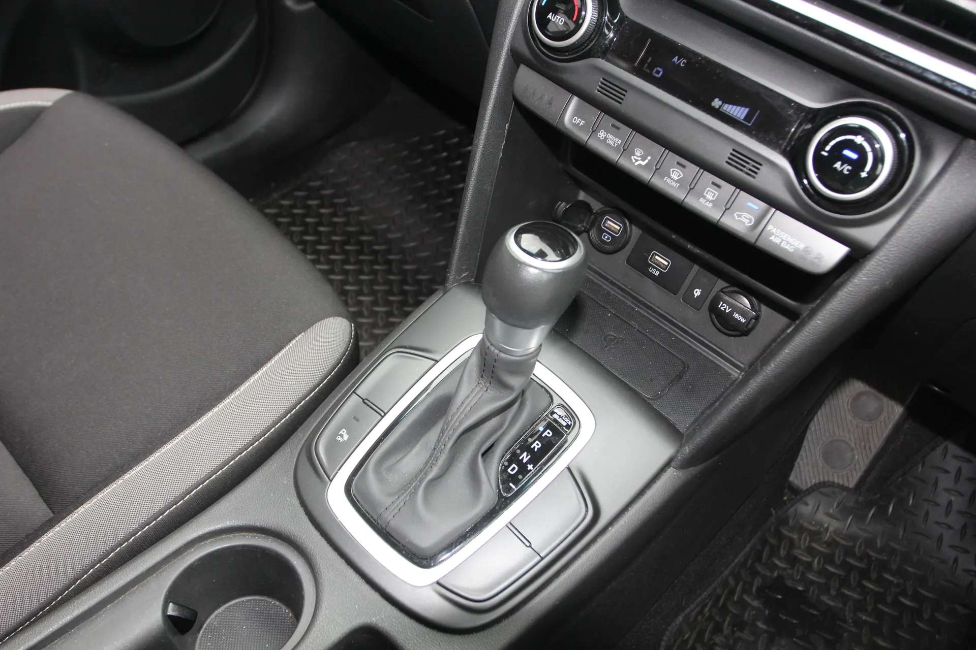 2020 HYUNDAI KONA 2020 HYUNDAI KONA