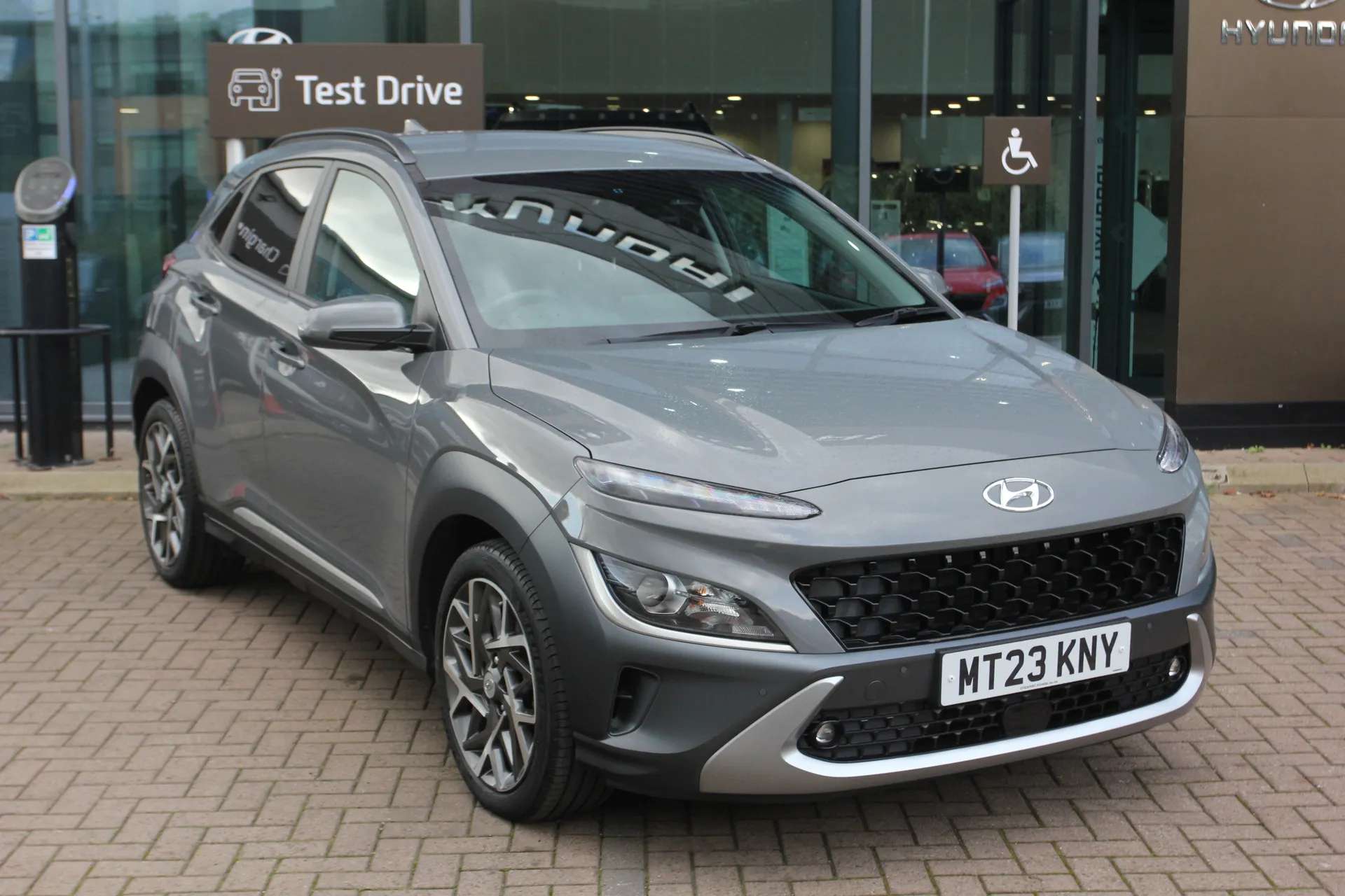 A 2023 HYUNDAI KONA 1.6 GDi Hybrid Premium 5dr DCT ZERO DEPOSIT FINANCE AVAILABLE A 2023 HYUNDAI KONA 1.6 GDi Hybrid Premium 5dr DCT ZERO DEPOSIT FINANCE AVAILABLE