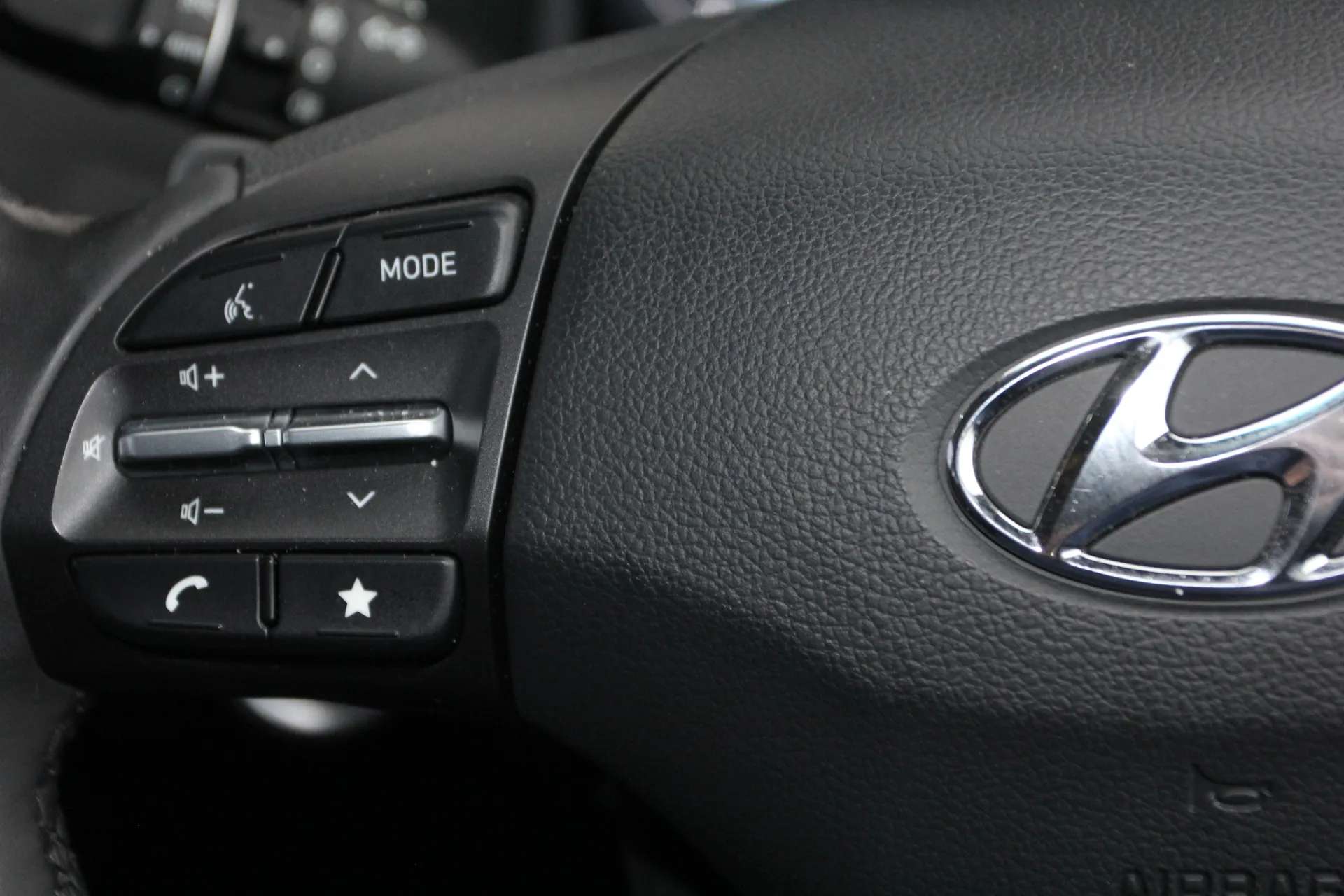 2023 HYUNDAI KONA 2023 HYUNDAI KONA