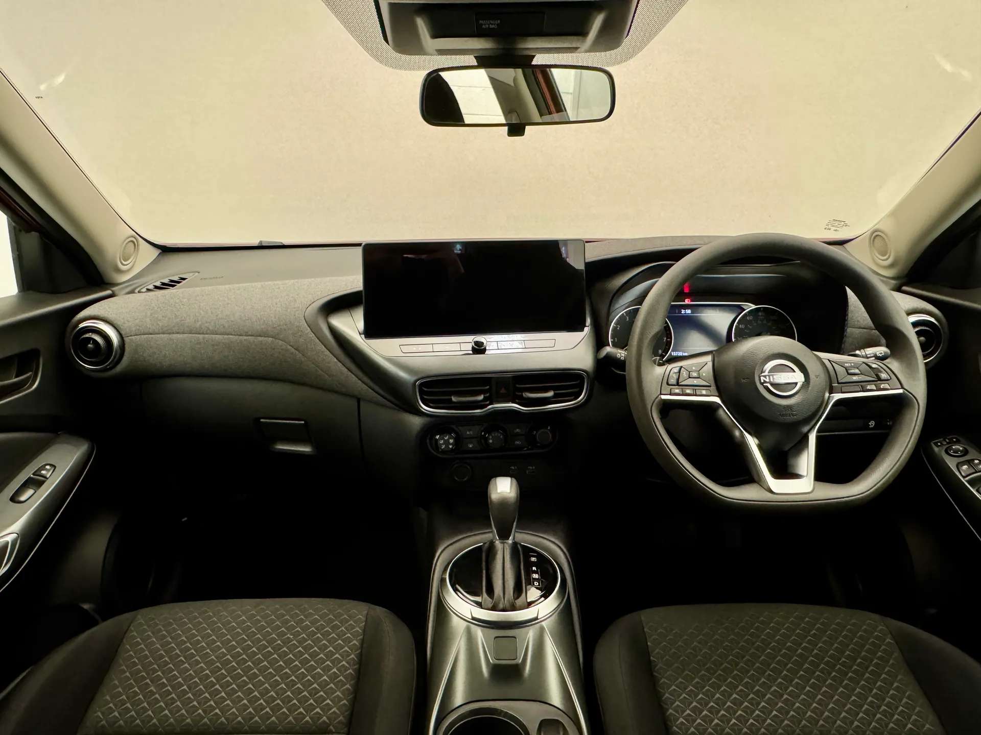 A 2025 NISSAN JUKE 1.0 DiG-T Acenta Premium 5dr DCT A 2025 NISSAN JUKE 1.0 DiG-T Acenta Premium 5dr DCT