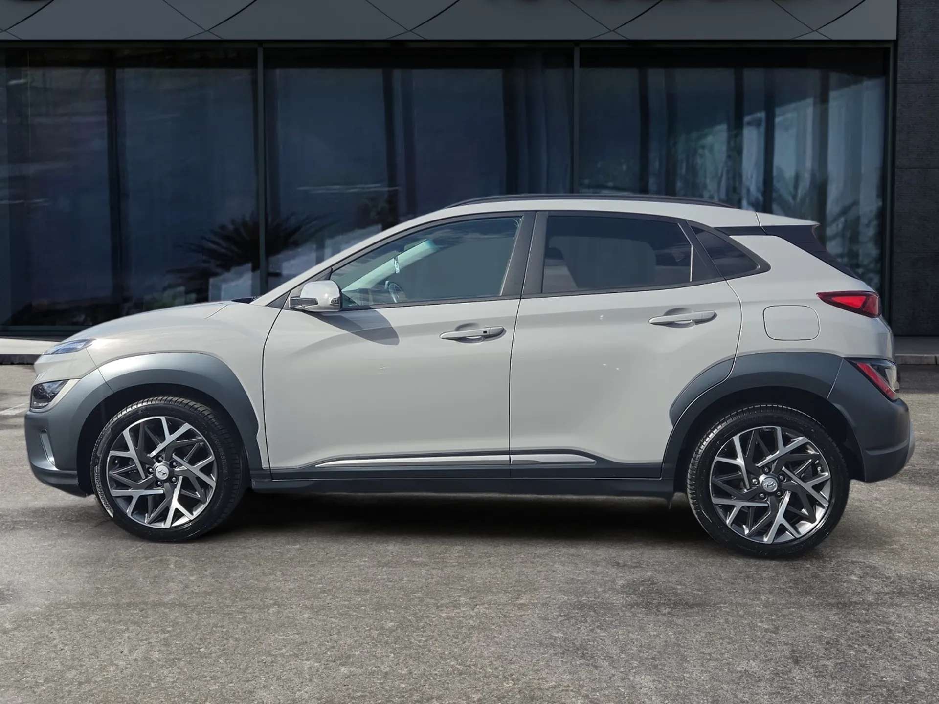 A 2023 HYUNDAI KONA 1.6 GDi Hybrid Premium 5dr DCT A 2023 HYUNDAI KONA 1.6 GDi Hybrid Premium 5dr DCT