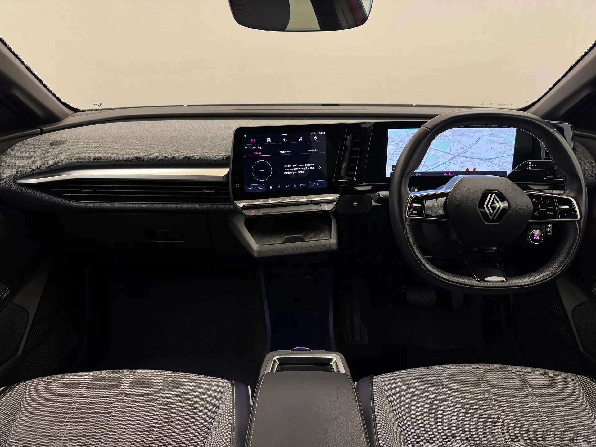 2023 RENAULT MEGANE E-TECH 2023 RENAULT MEGANE E-TECH