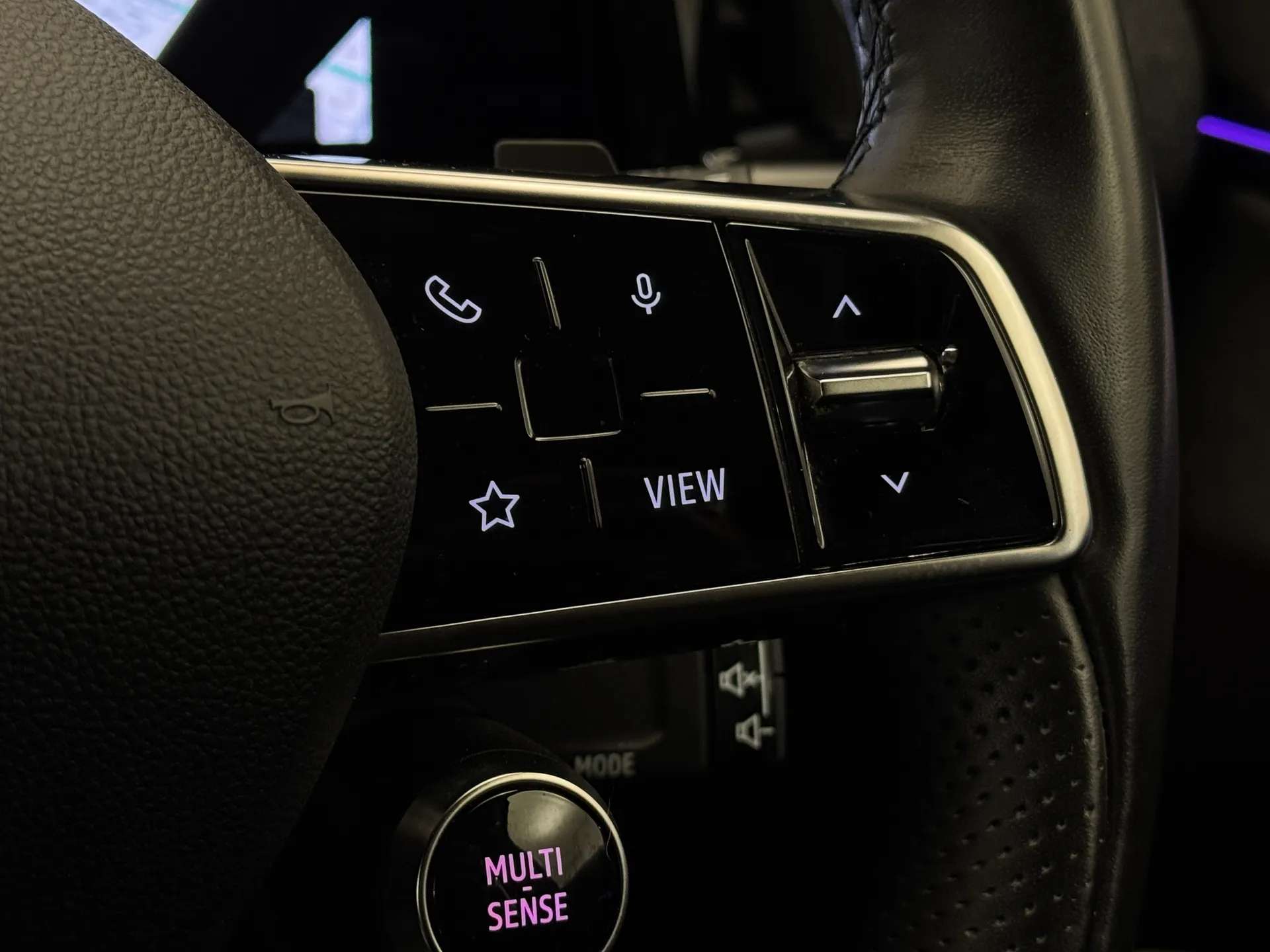 2023 RENAULT MEGANE E-TECH 2023 RENAULT MEGANE E-TECH