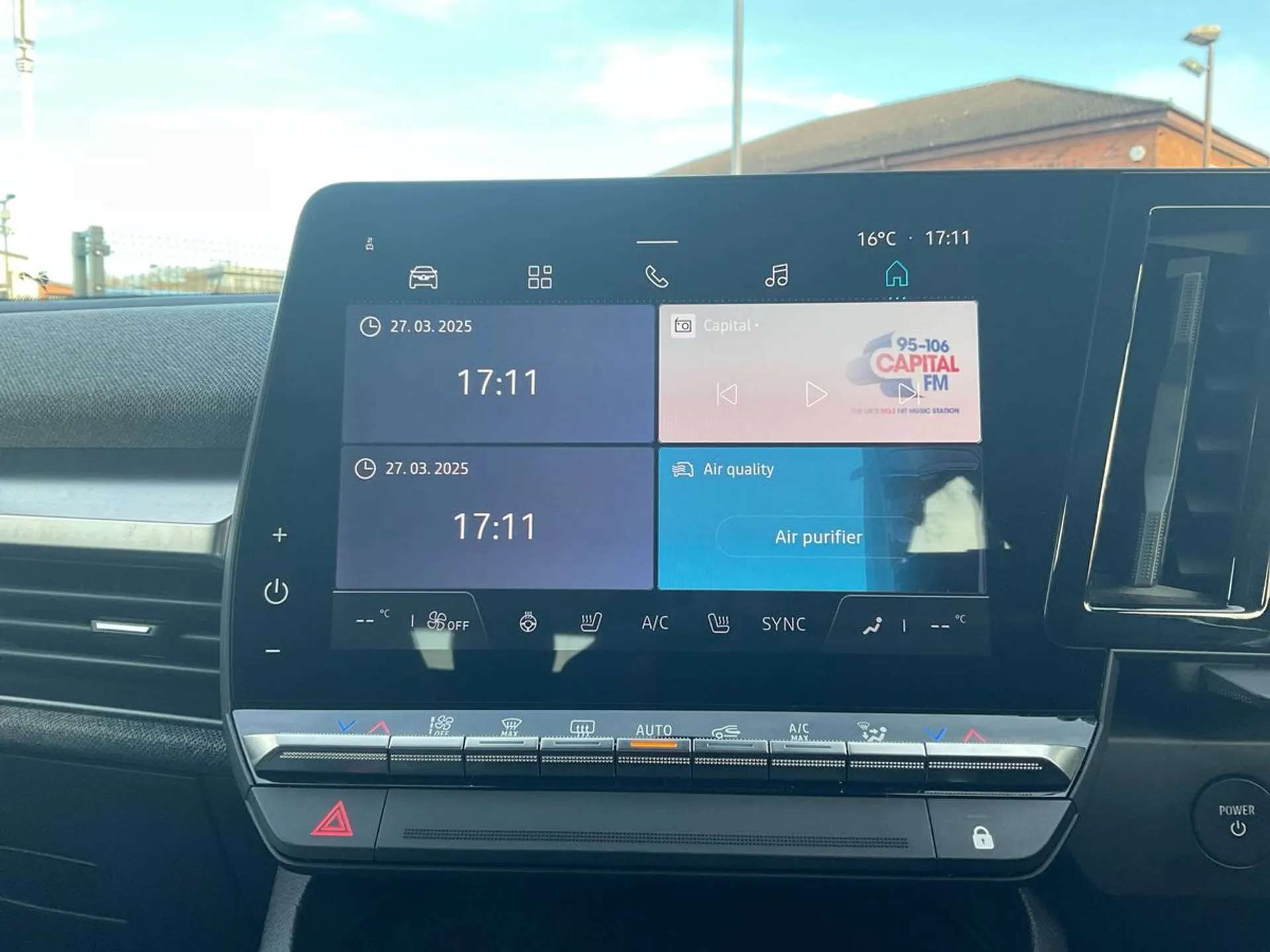 2022 RENAULT MEGANE E-TECH 2022 RENAULT MEGANE E-TECH