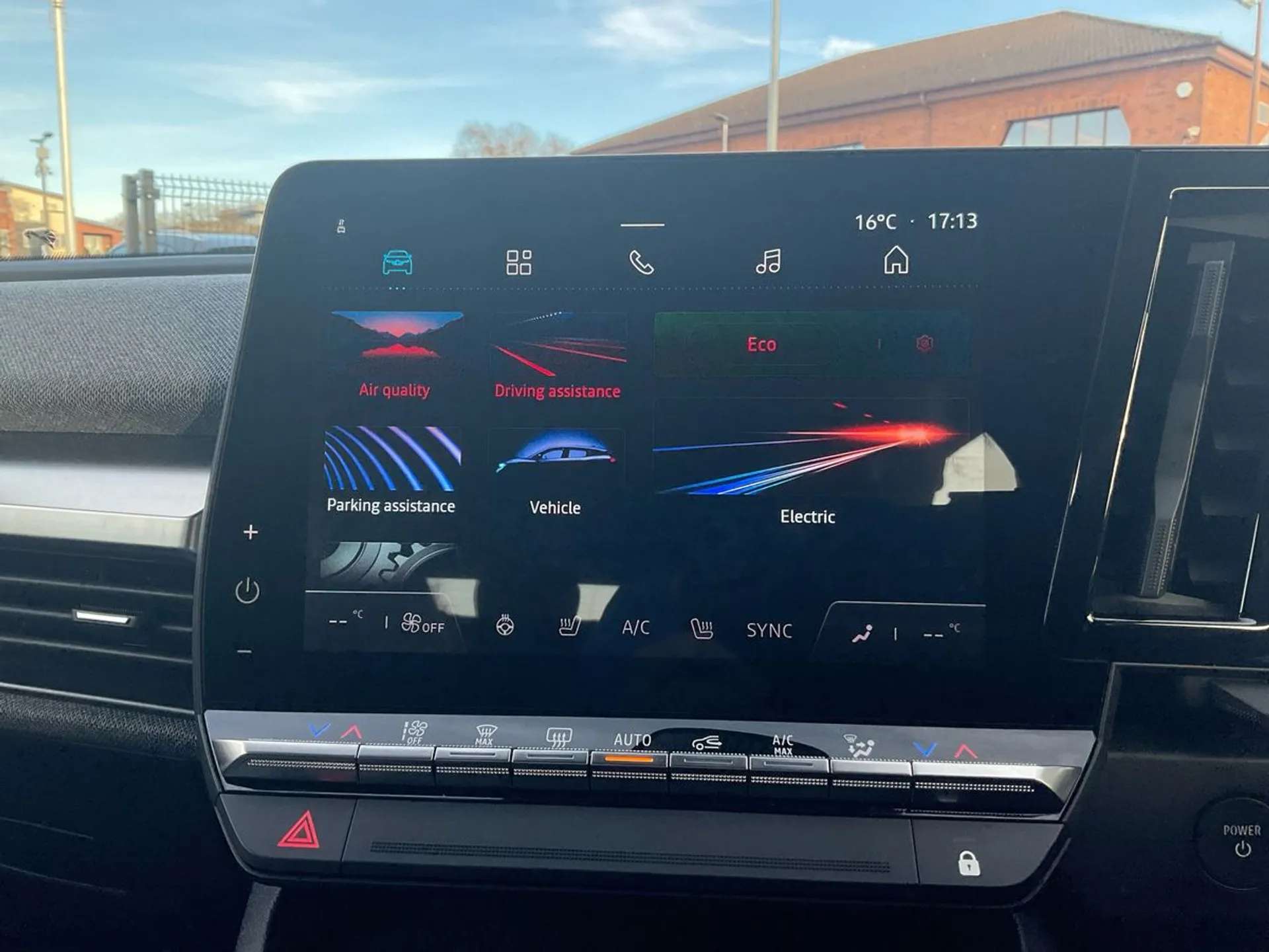 2022 RENAULT MEGANE E-TECH 2022 RENAULT MEGANE E-TECH