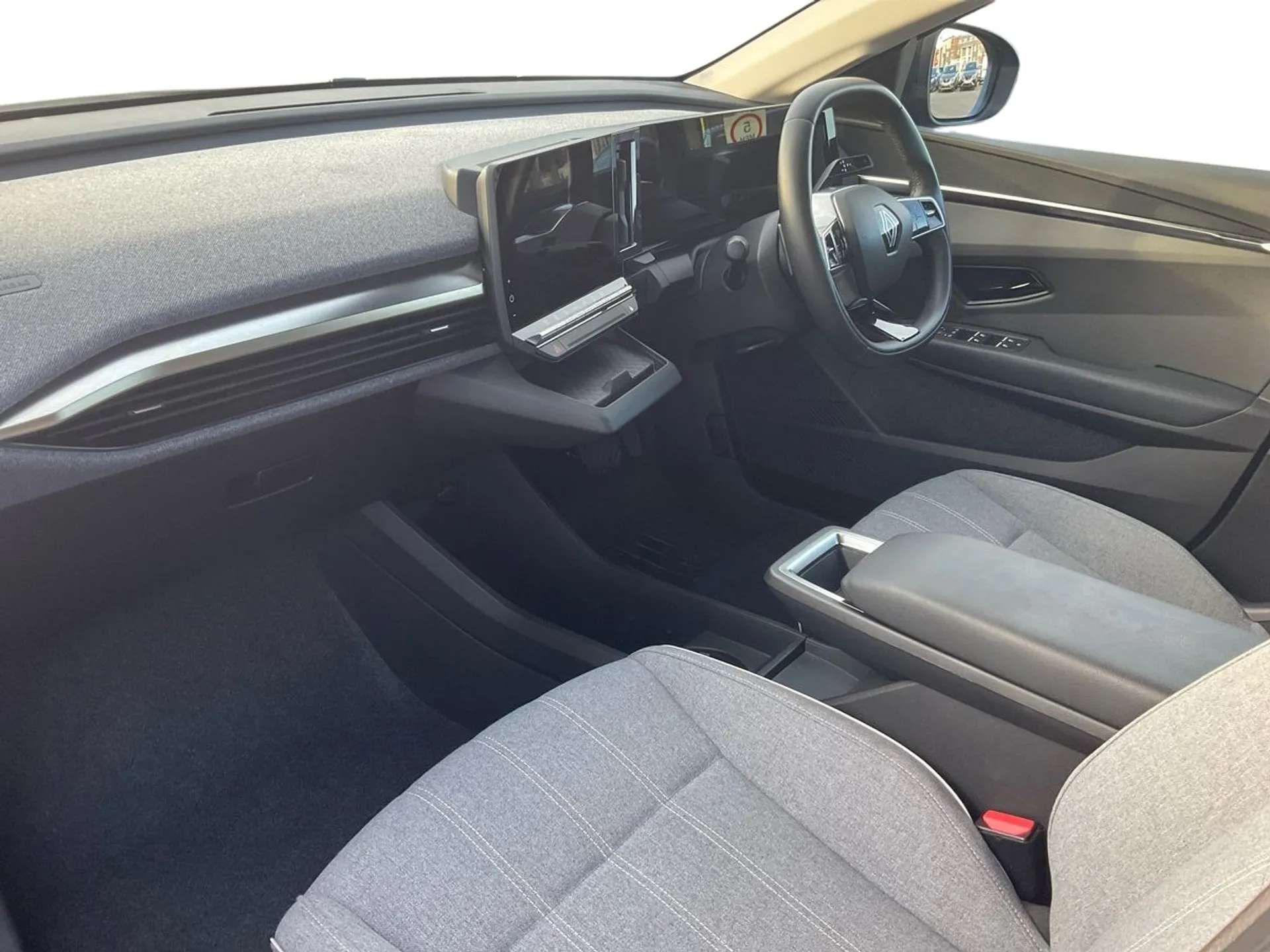 A 2022 RENAULT MEGANE E-TECH EV60 160kW Equilibre 60kWh Optimum Charge 5dr Auto A 2022 RENAULT MEGANE E-TECH EV60 160kW Equilibre 60kWh Optimum Charge 5dr Auto