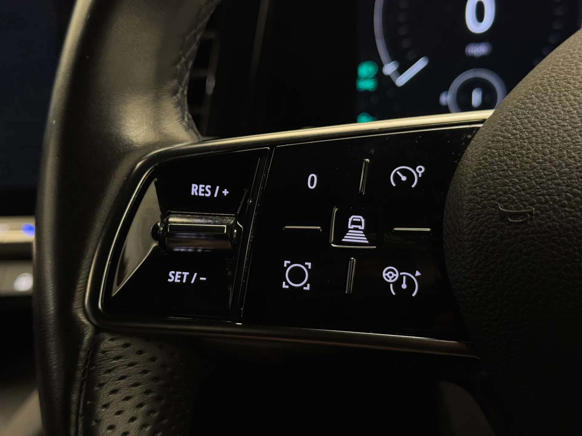 2023 RENAULT MEGANE E-TECH 2023 RENAULT MEGANE E-TECH