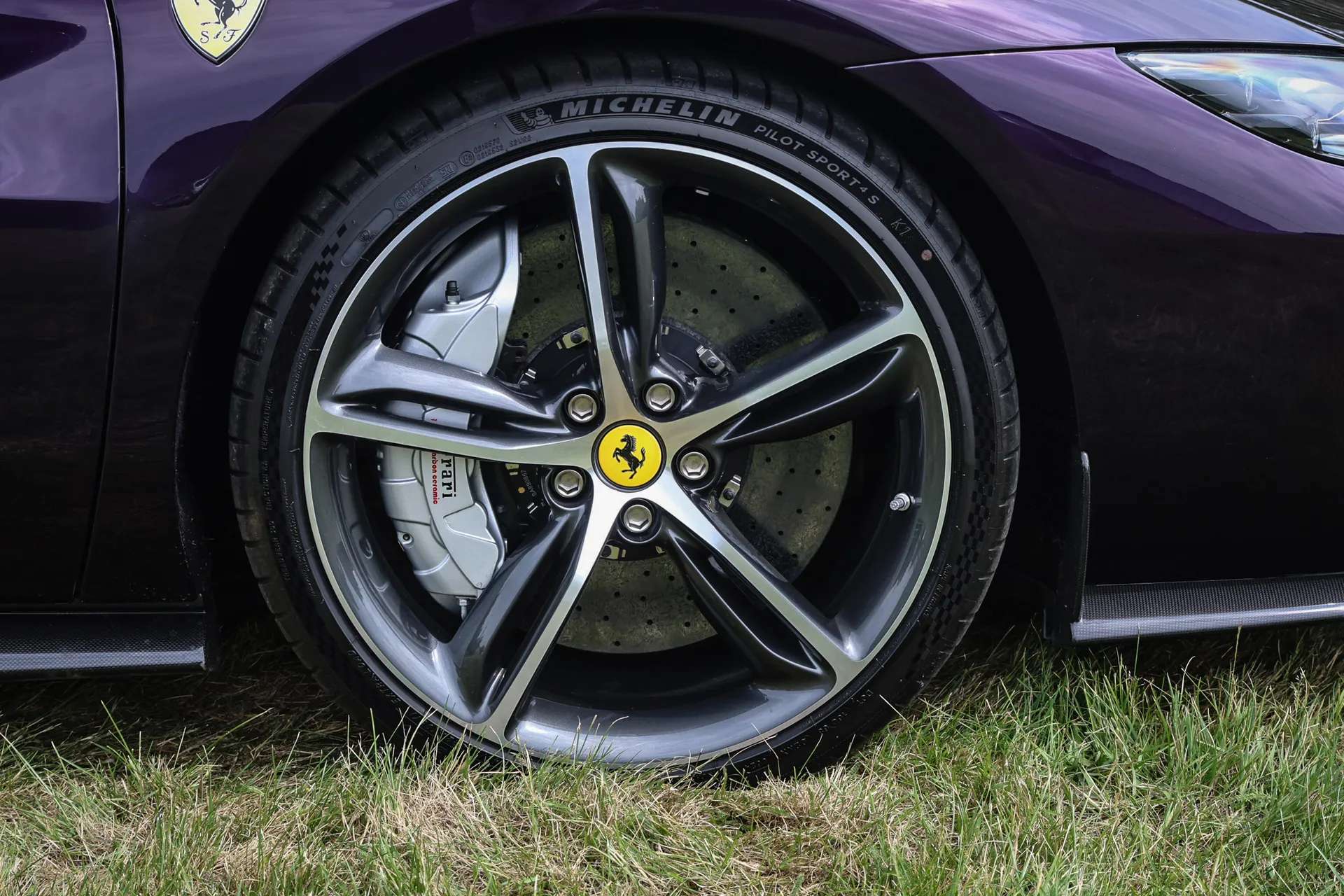 2024 FERRARI 296 GTS S-A 2024 FERRARI 296 GTS S-A