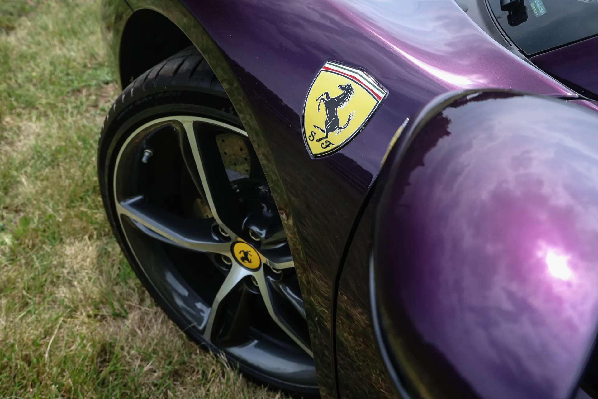 2024 FERRARI 296 GTS S-A 2024 FERRARI 296 GTS S-A