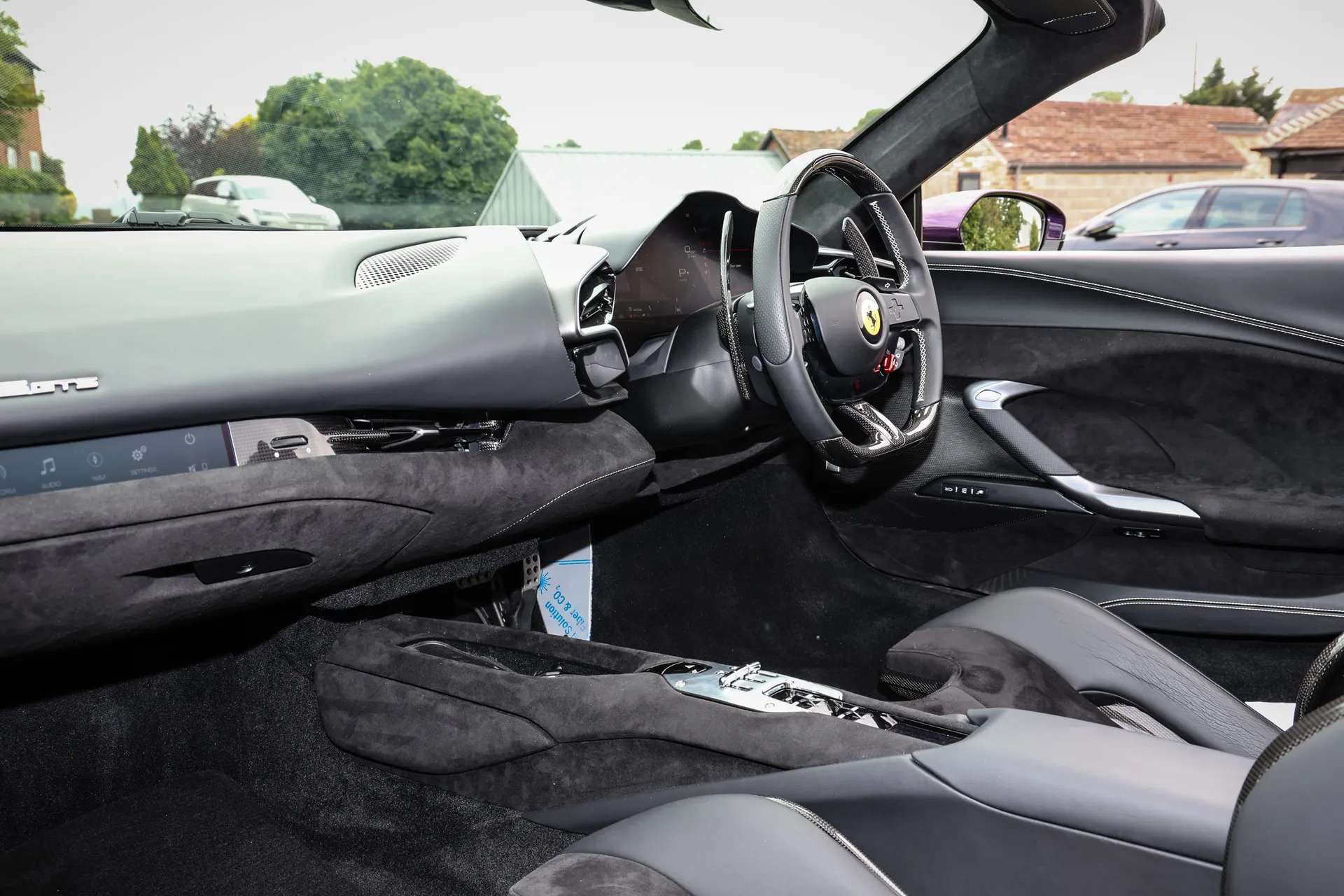 2024 FERRARI 296 GTS S-A 2024 FERRARI 296 GTS S-A