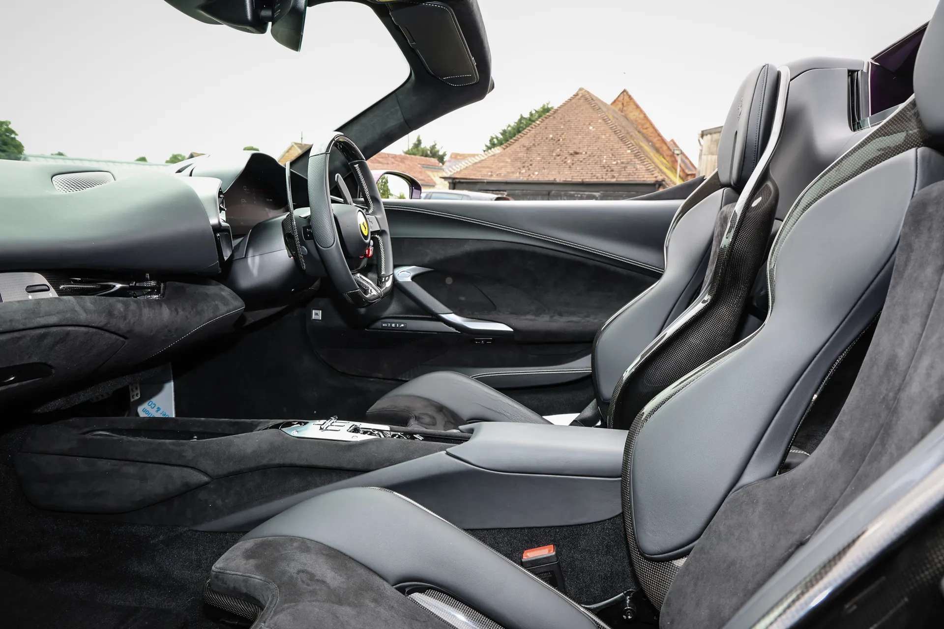 2024 FERRARI 296 GTS S-A 2024 FERRARI 296 GTS S-A