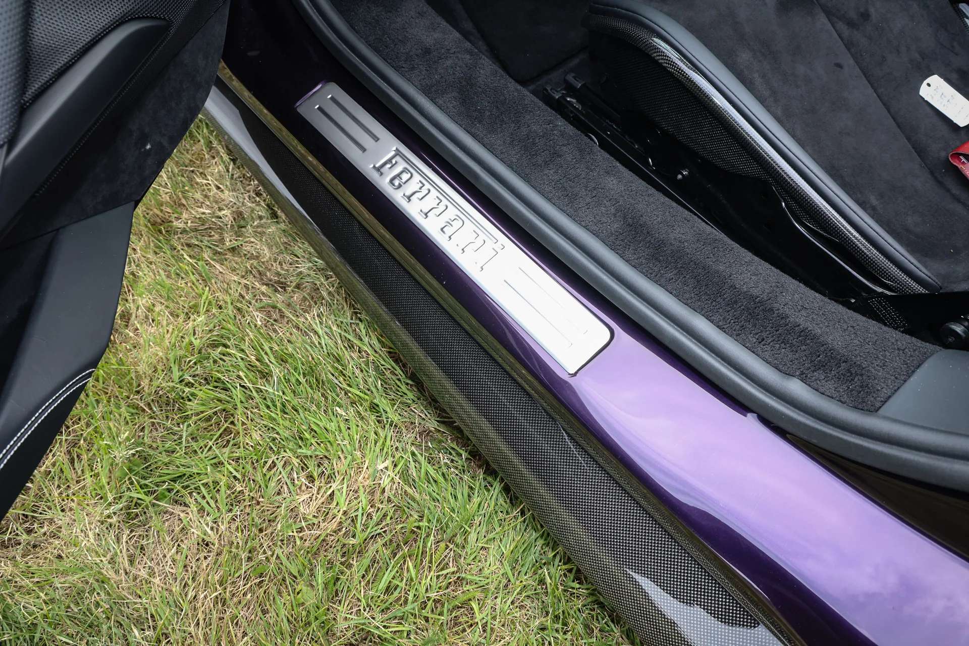 2024 FERRARI 296 GTS S-A 2024 FERRARI 296 GTS S-A