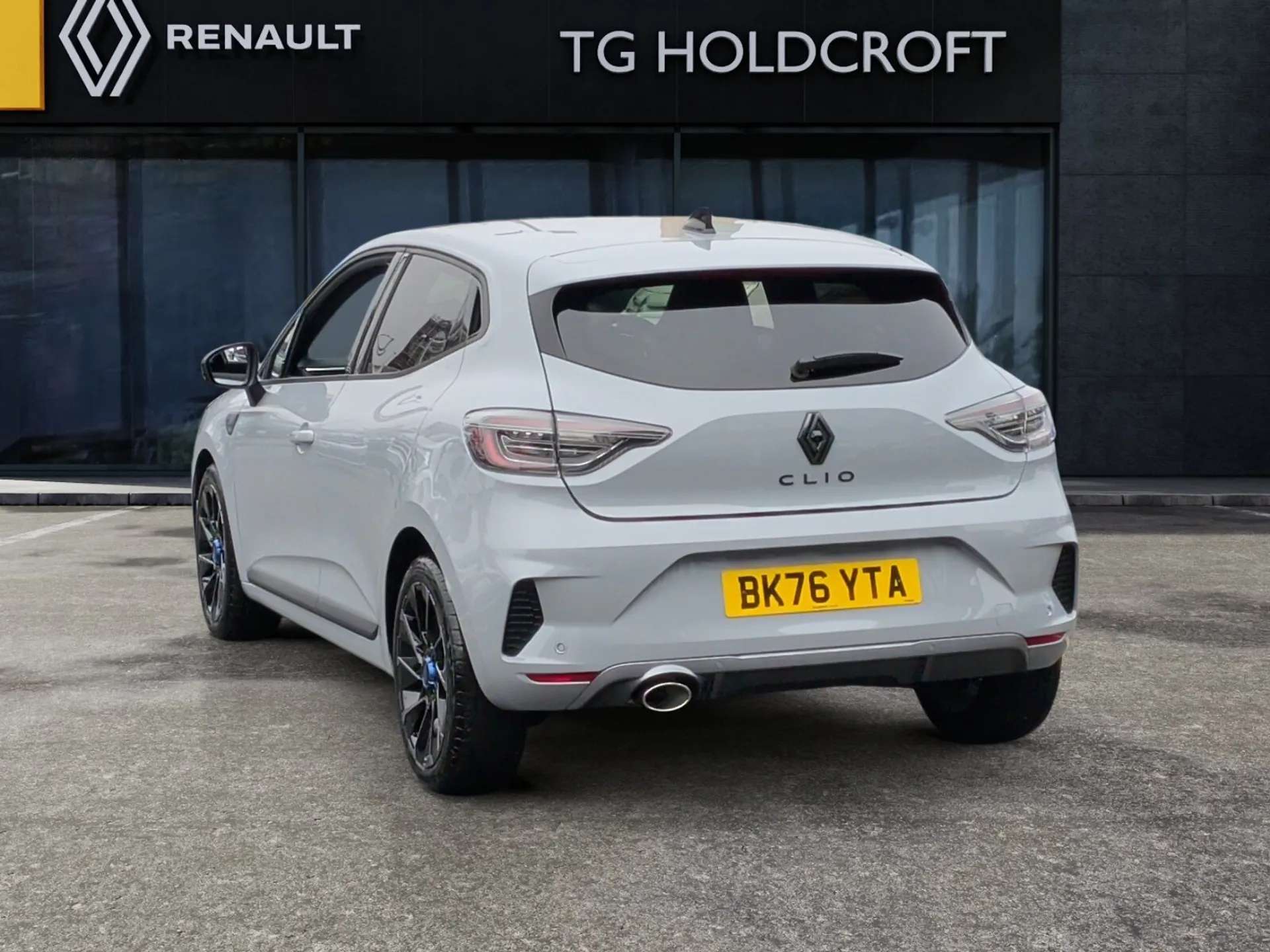 A 2026 RENAULT CLIO 1.0 TCe 90 Techno Esprit Alpine 5dr A 2026 RENAULT CLIO 1.0 TCe 90 Techno Esprit Alpine 5dr