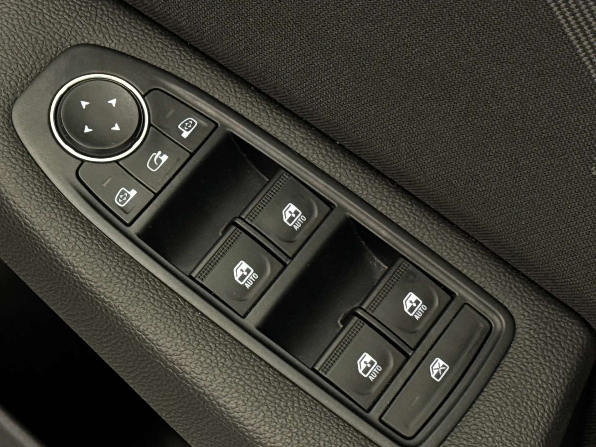 2024 RENAULT CLIO 2024 RENAULT CLIO