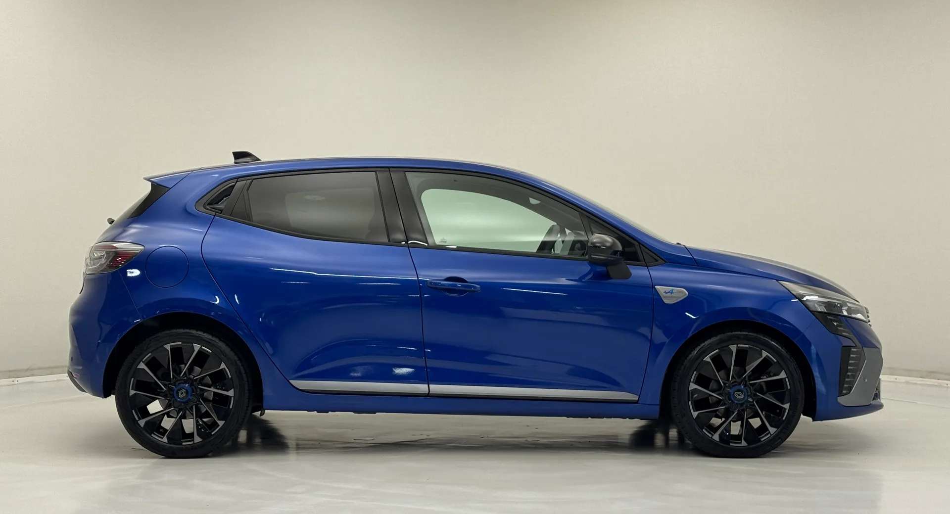 2024 RENAULT CLIO 2024 RENAULT CLIO