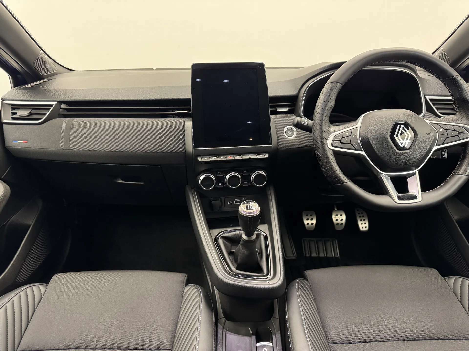 2024 RENAULT CLIO 2024 RENAULT CLIO