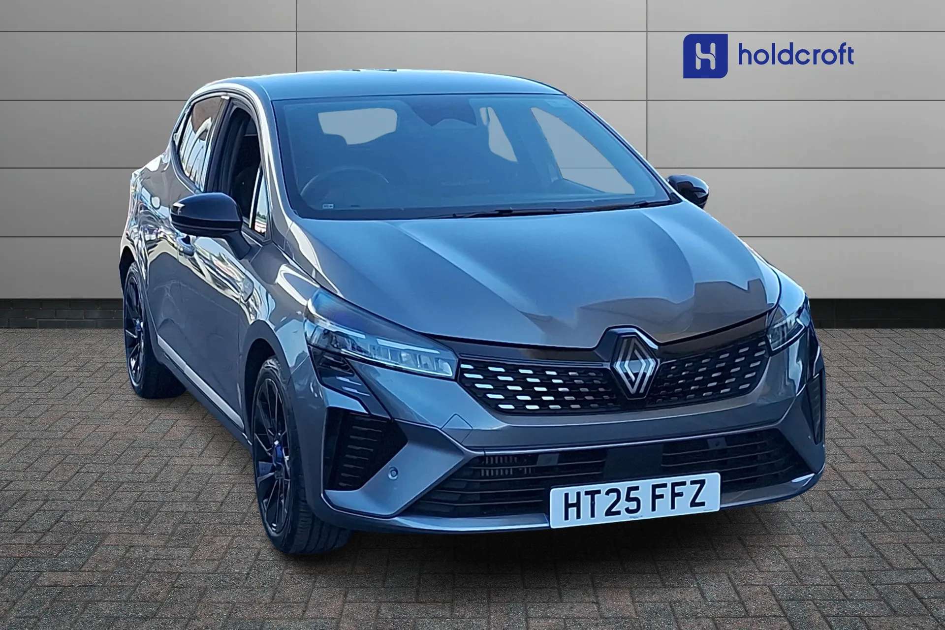 A 2025 RENAULT CLIO 1.0 TCe 90 Esprit Alpine 5dr A 2025 RENAULT CLIO 1.0 TCe 90 Esprit Alpine 5dr