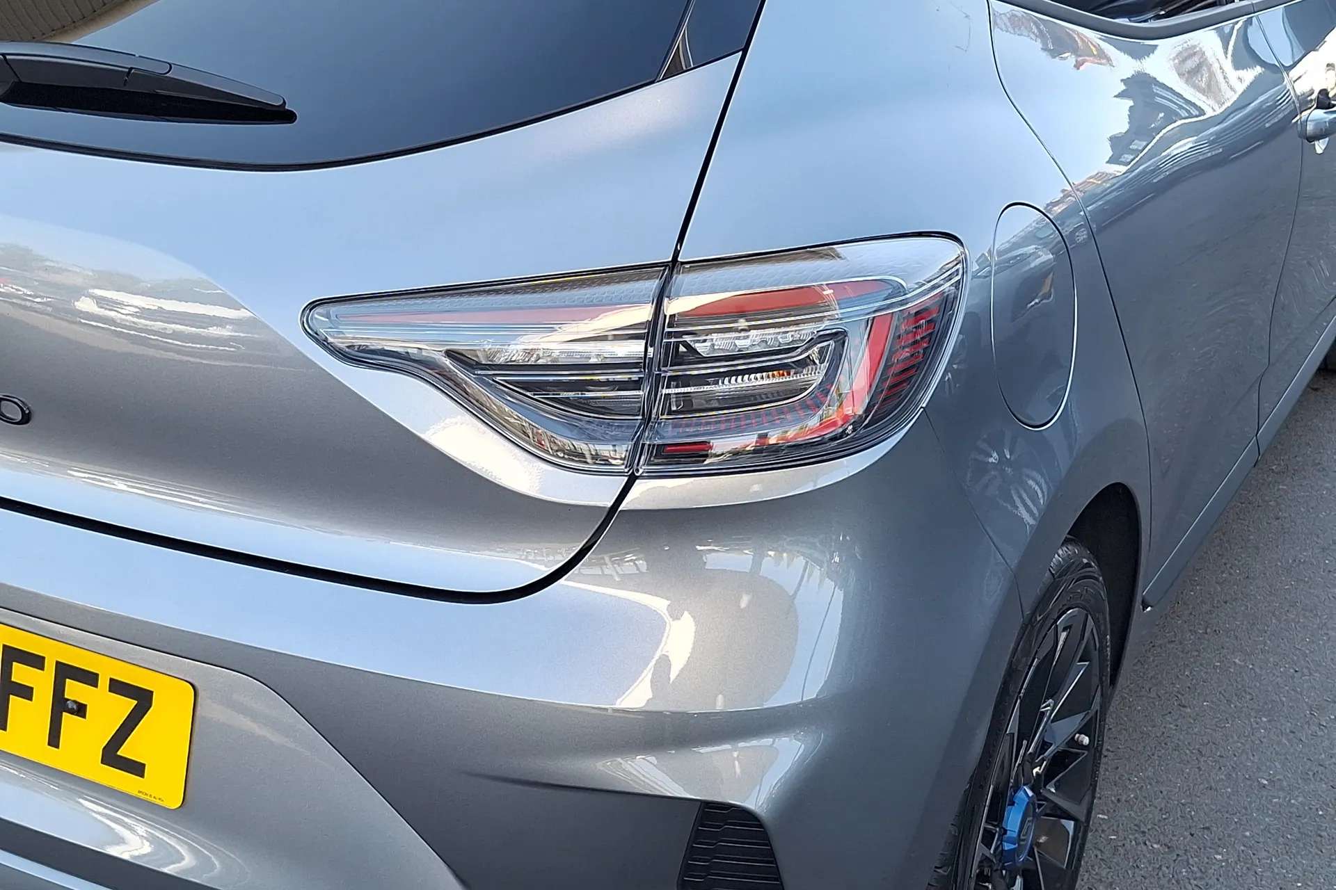 2025 RENAULT CLIO 2025 RENAULT CLIO