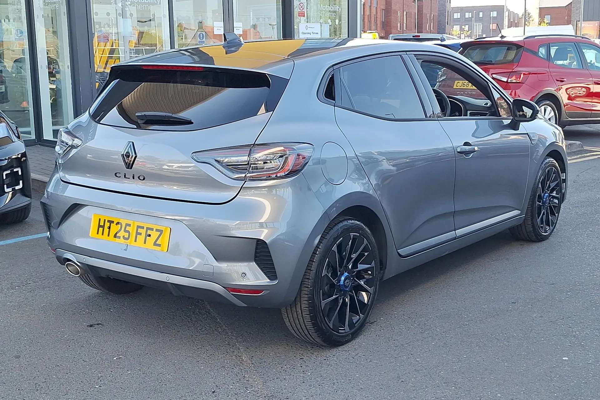 2025 RENAULT CLIO 2025 RENAULT CLIO
