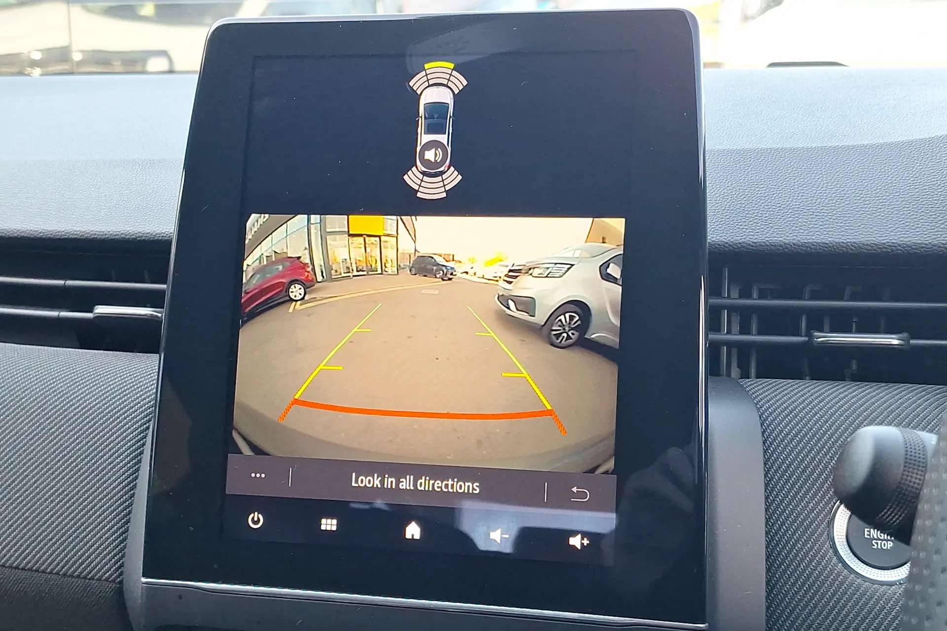 2025 RENAULT CLIO 2025 RENAULT CLIO