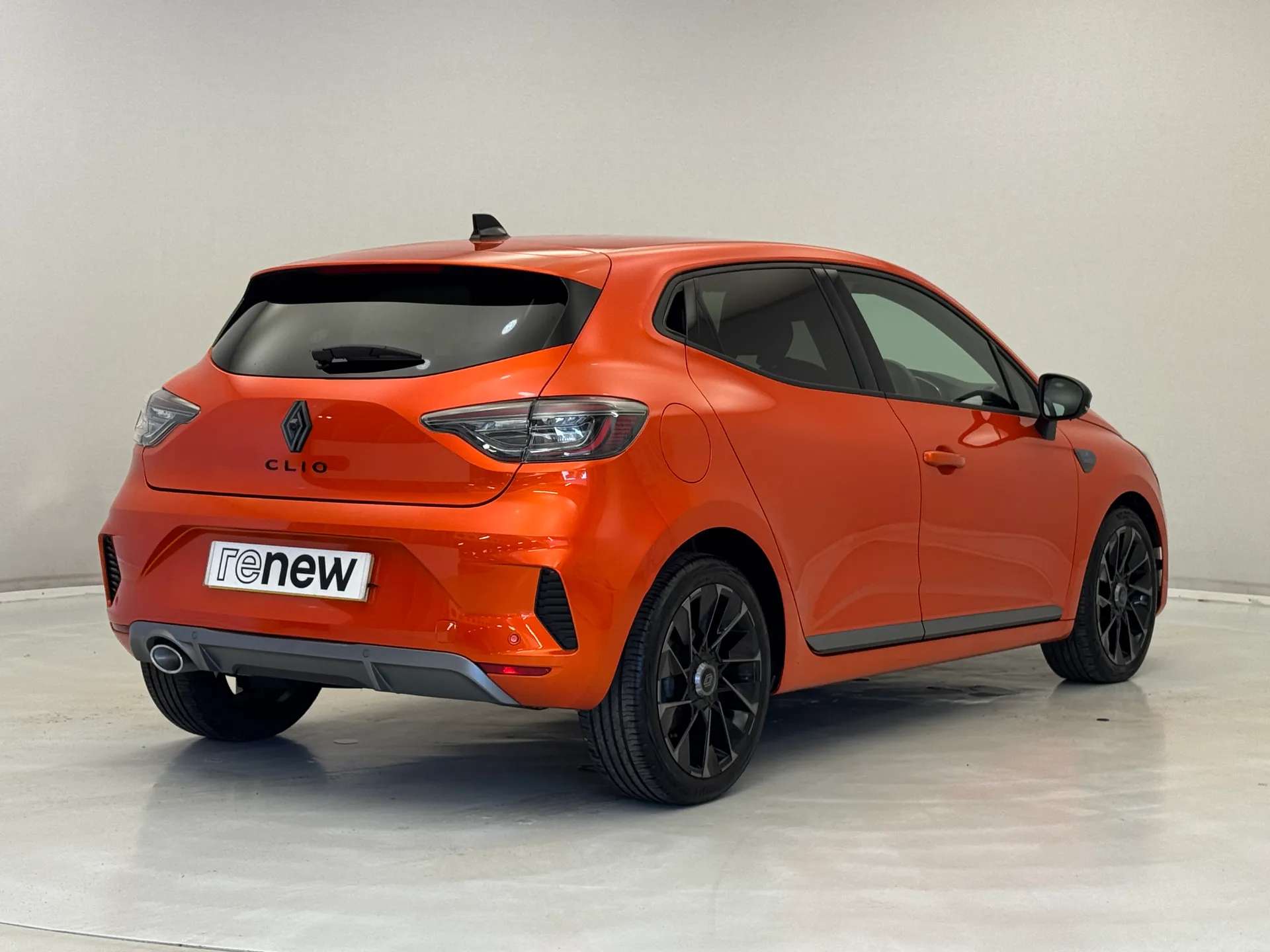 2025 RENAULT CLIO 2025 RENAULT CLIO