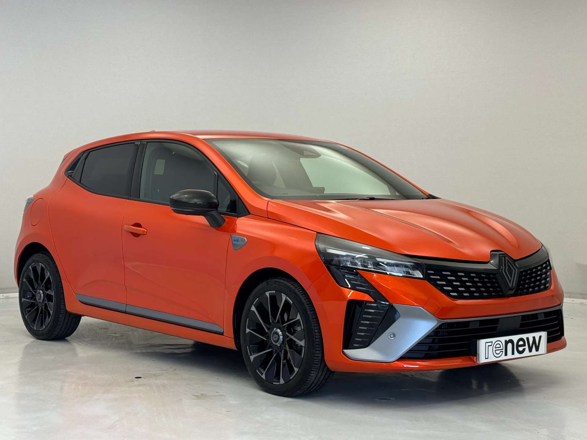 A 2025 RENAULT CLIO 1.0 TCe 90 Esprit Alpine 5dr A 2025 RENAULT CLIO 1.0 TCe 90 Esprit Alpine 5dr