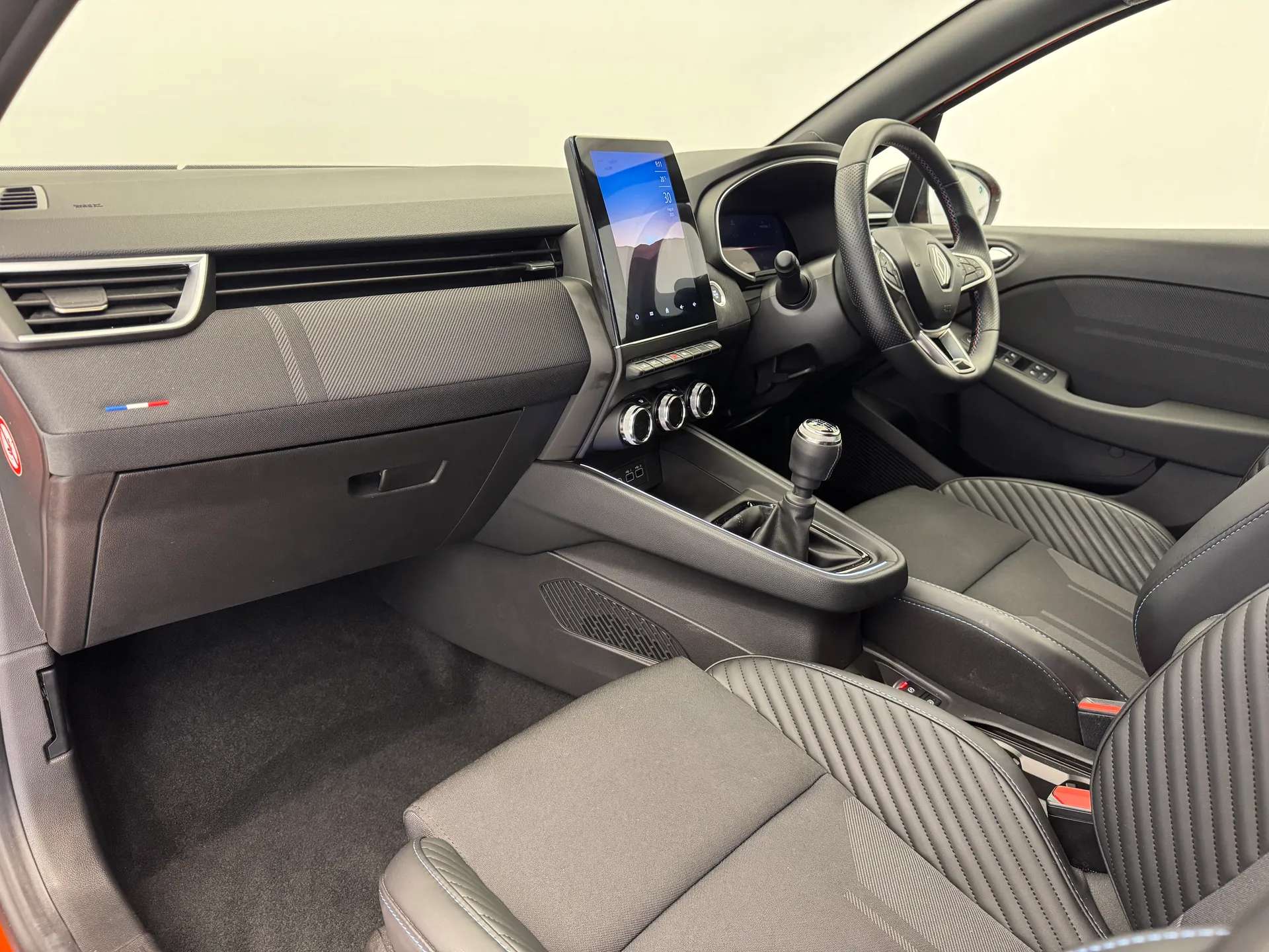 2025 RENAULT CLIO 2025 RENAULT CLIO
