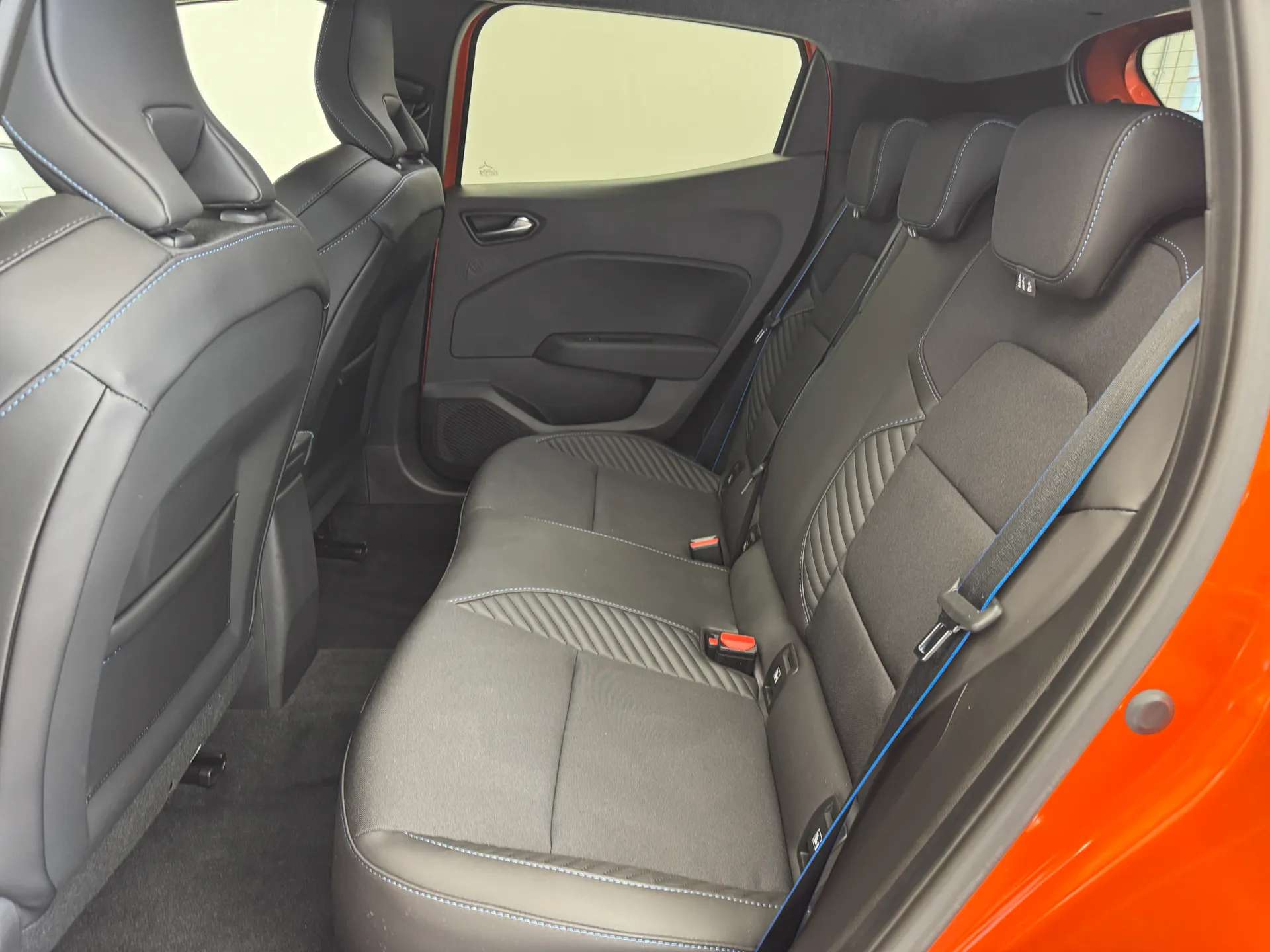 2025 RENAULT CLIO 2025 RENAULT CLIO