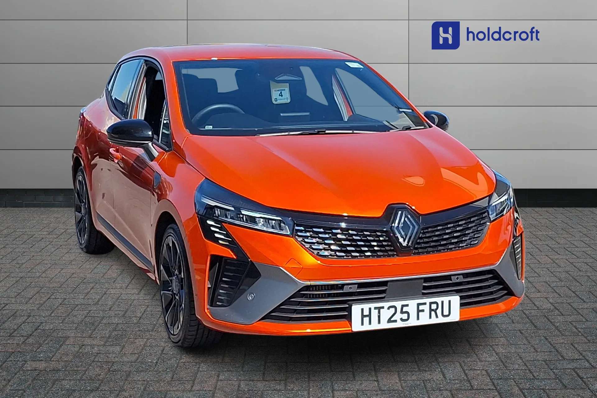 A 2025 RENAULT CLIO 1.0 TCe 90 Esprit Alpine 5dr A 2025 RENAULT CLIO 1.0 TCe 90 Esprit Alpine 5dr