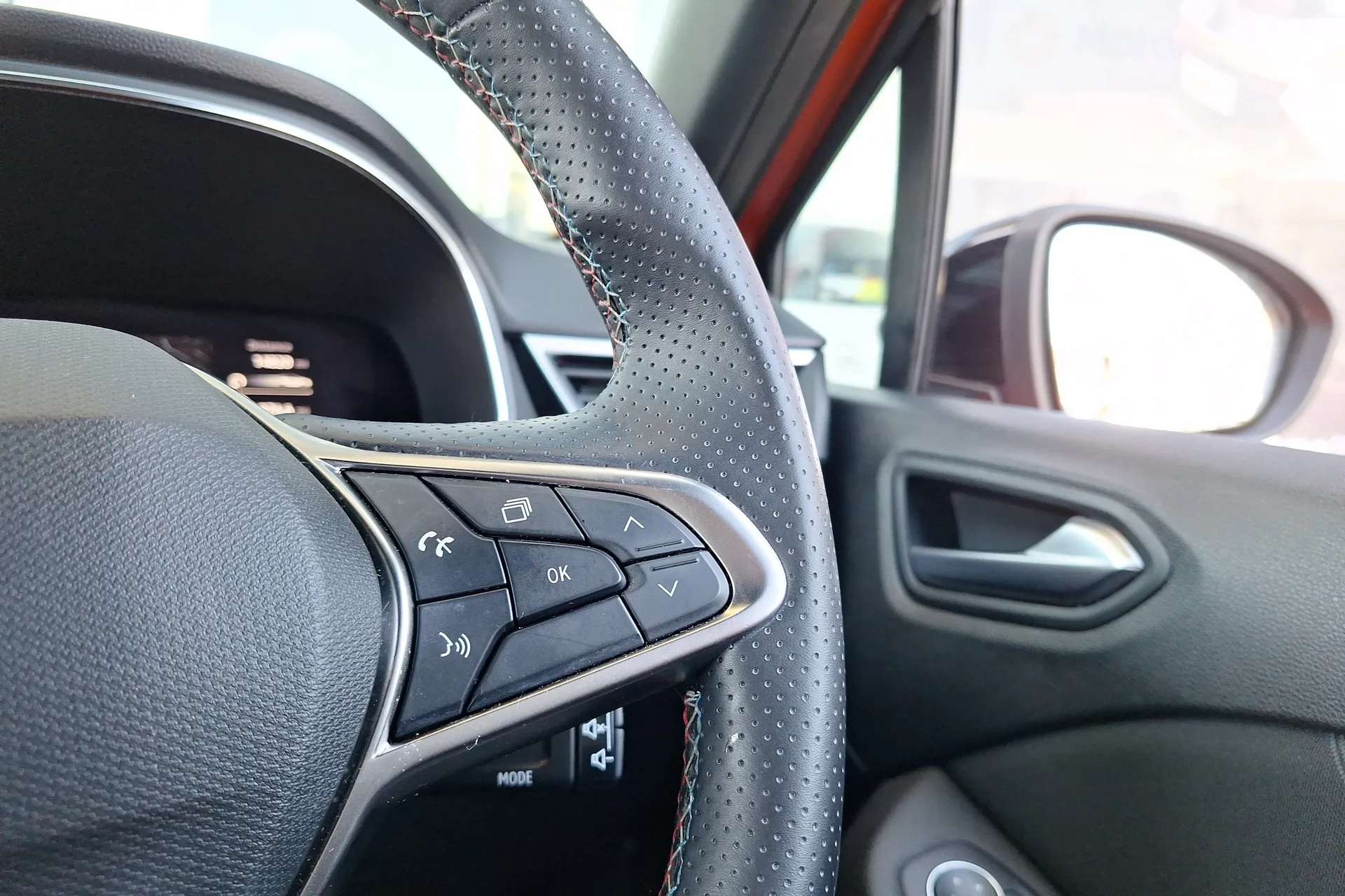 2025 RENAULT CLIO 2025 RENAULT CLIO