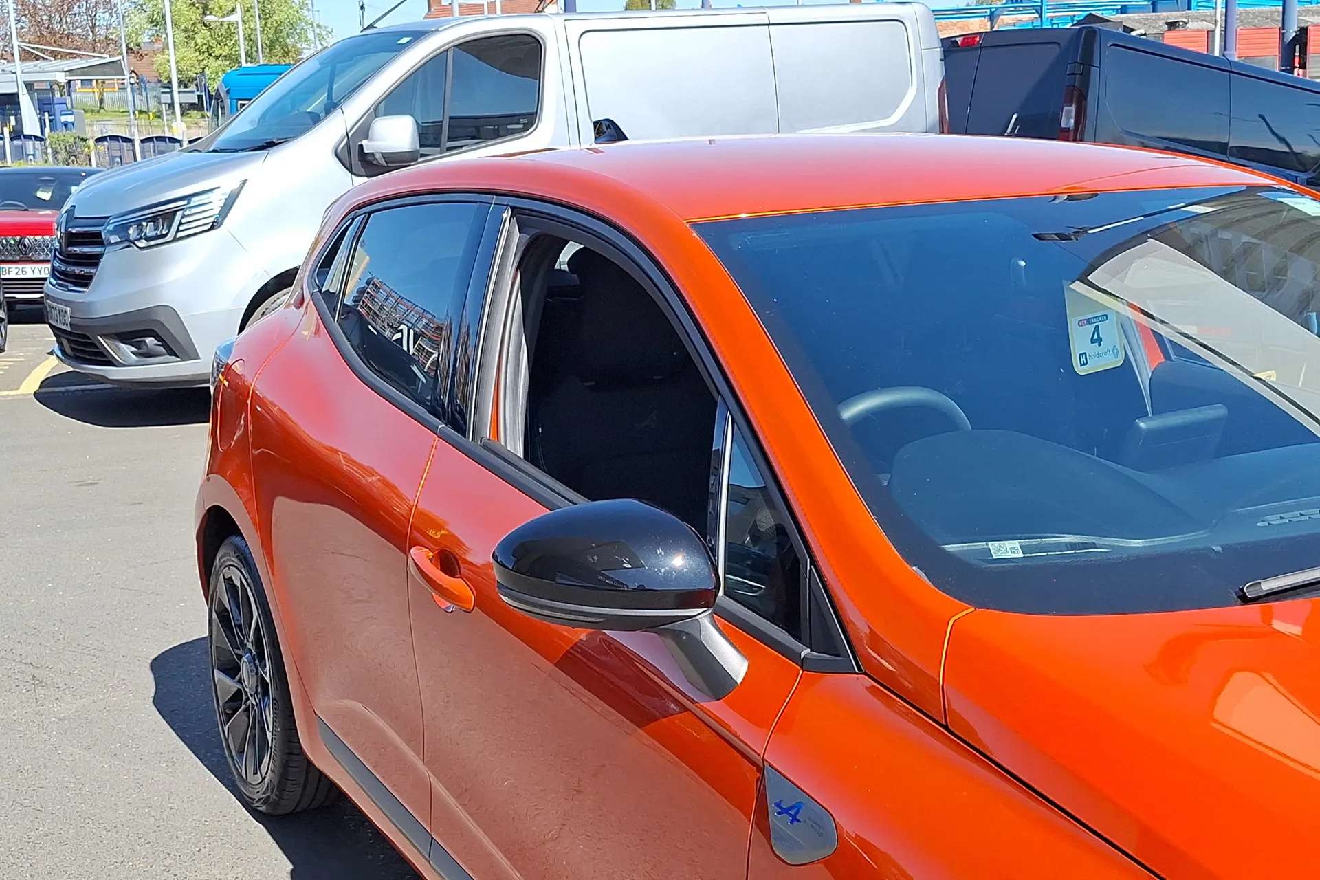 2025 RENAULT CLIO 2025 RENAULT CLIO