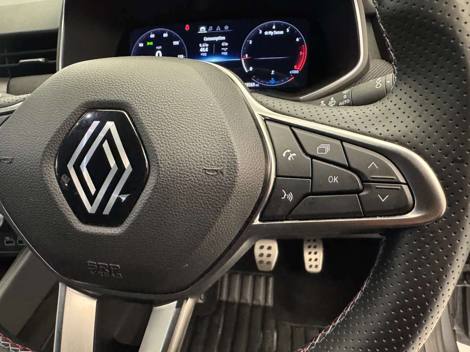 2025 RENAULT CLIO 2025 RENAULT CLIO