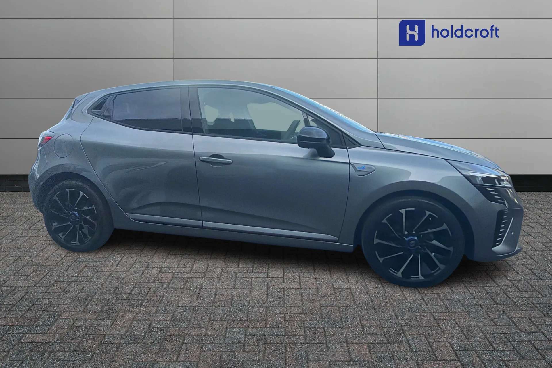 2025 RENAULT CLIO 2025 RENAULT CLIO