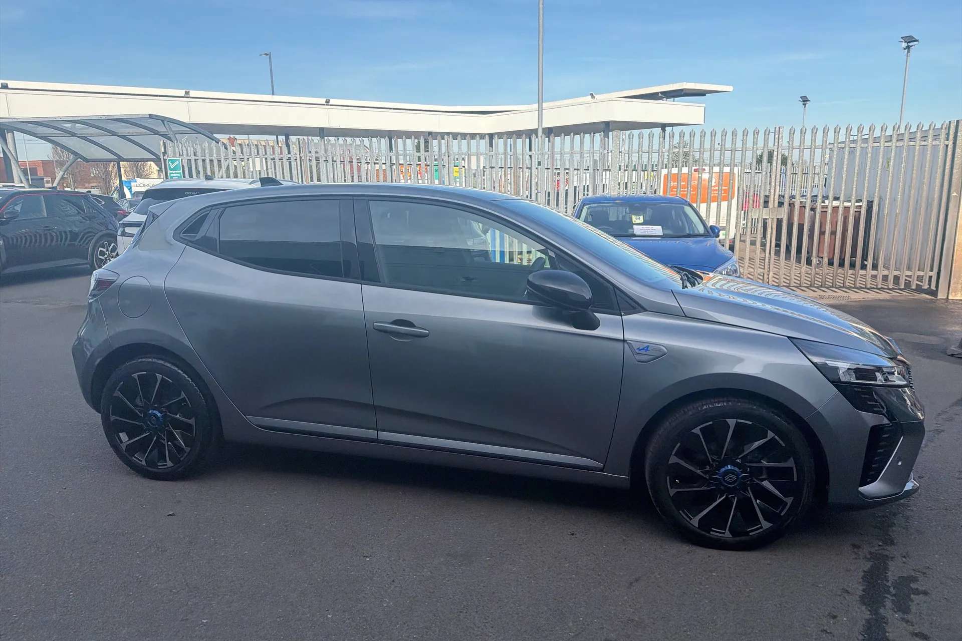 2025 RENAULT CLIO 2025 RENAULT CLIO