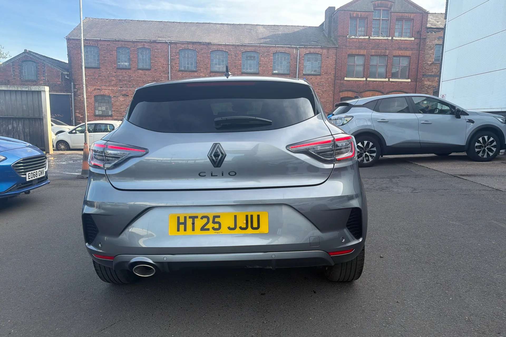 2025 RENAULT CLIO 2025 RENAULT CLIO