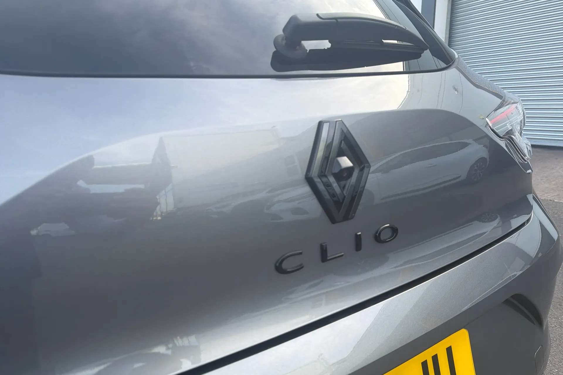 2025 RENAULT CLIO 2025 RENAULT CLIO