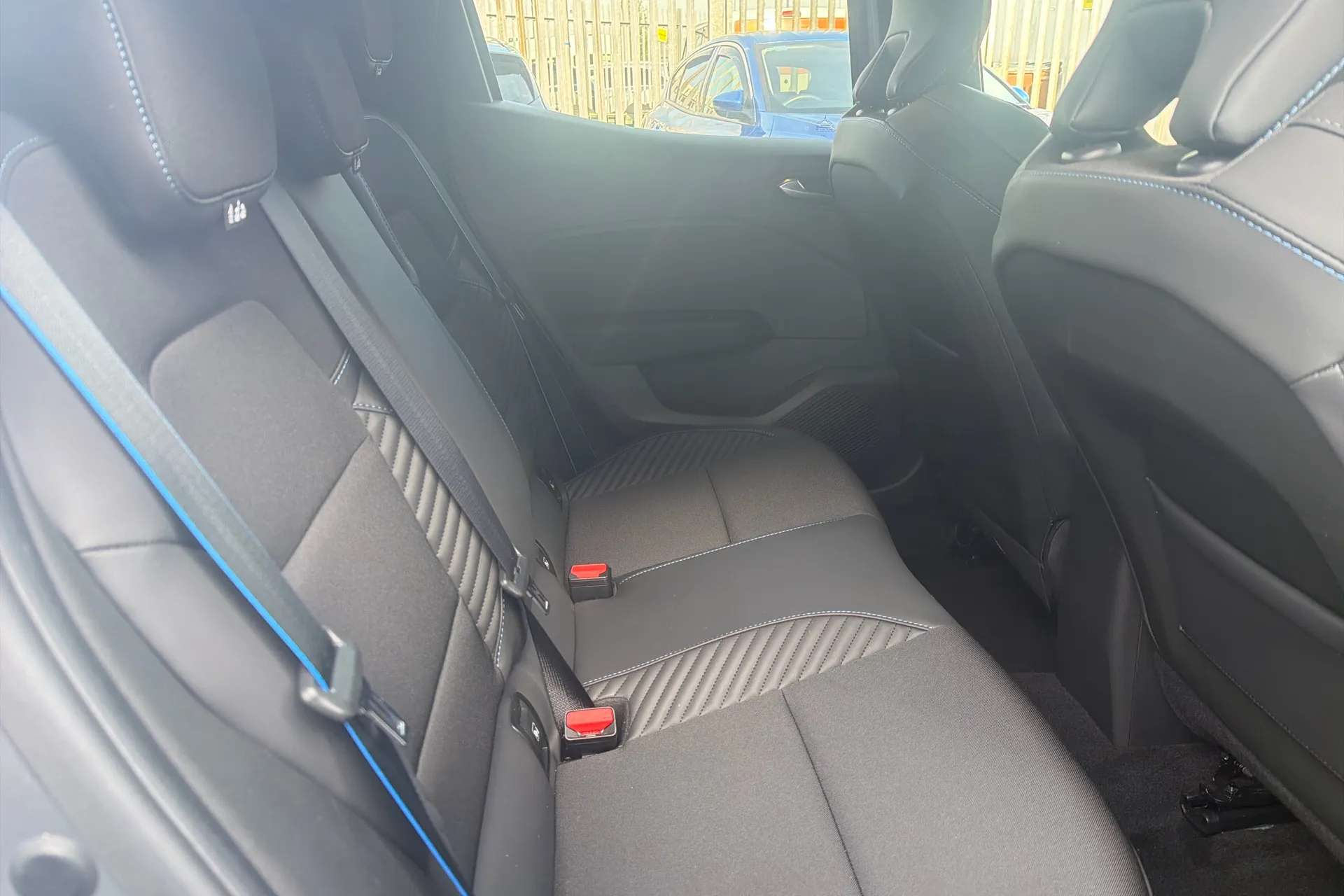 2025 RENAULT CLIO 2025 RENAULT CLIO