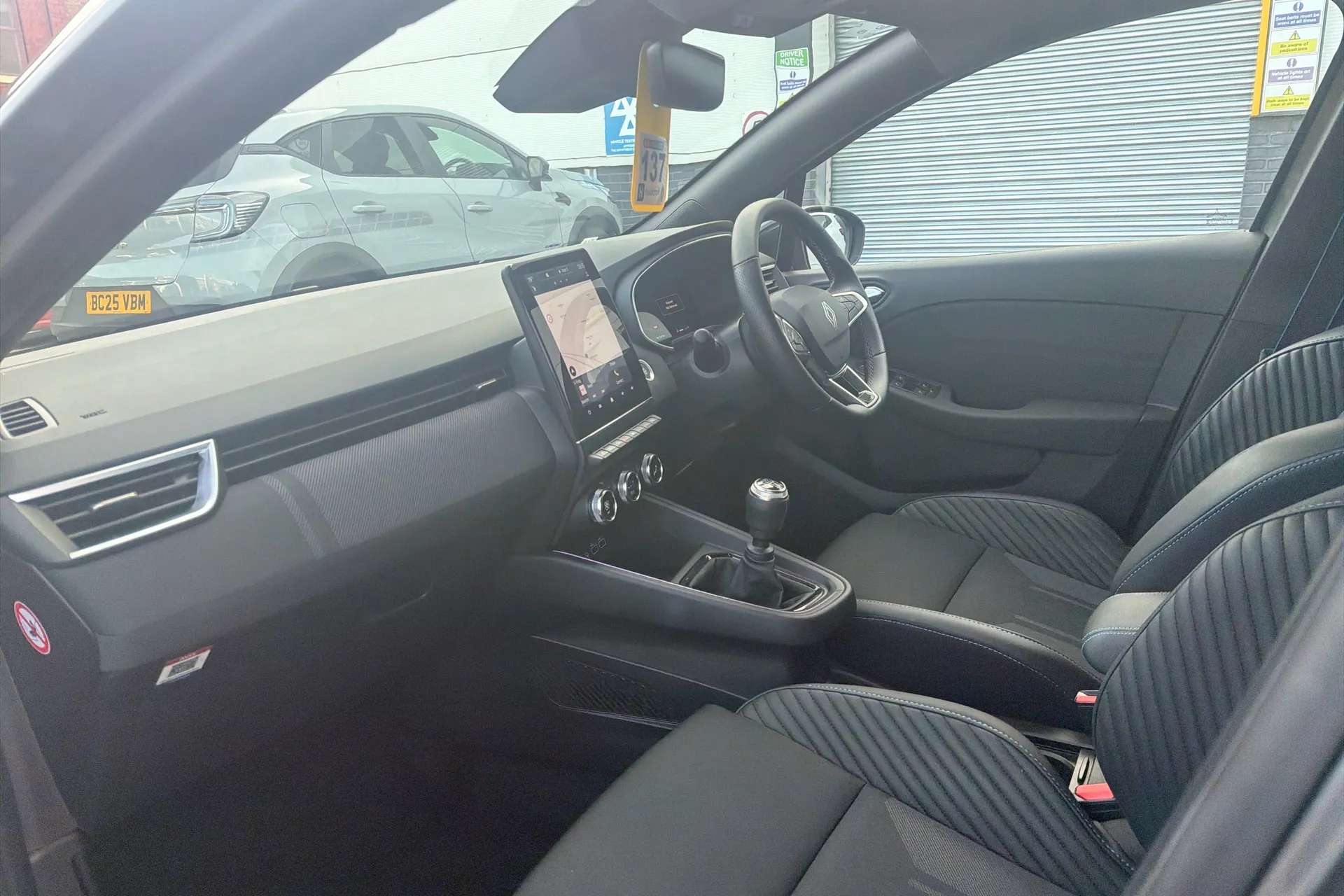 2025 RENAULT CLIO 2025 RENAULT CLIO