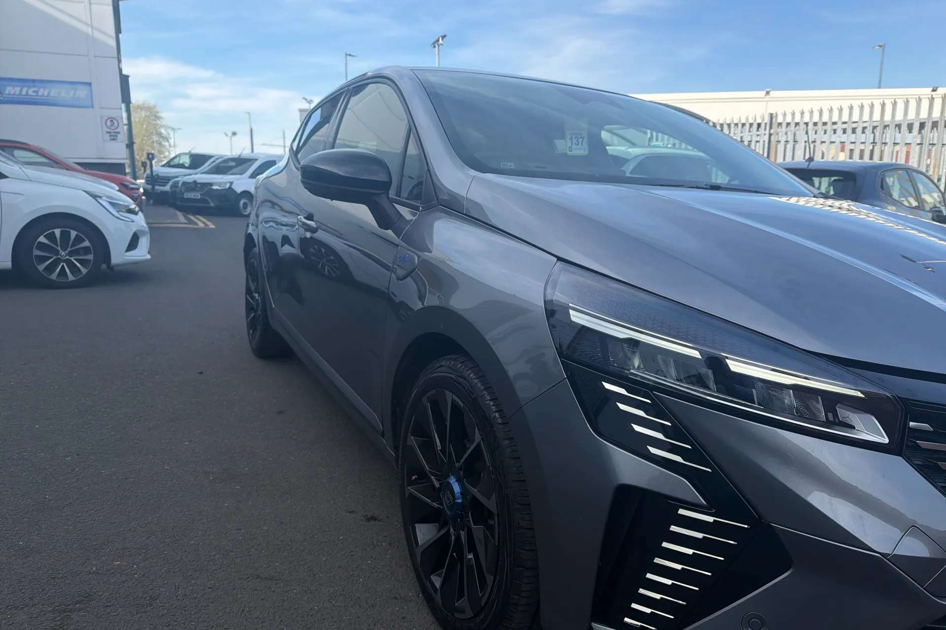 2025 RENAULT CLIO 2025 RENAULT CLIO