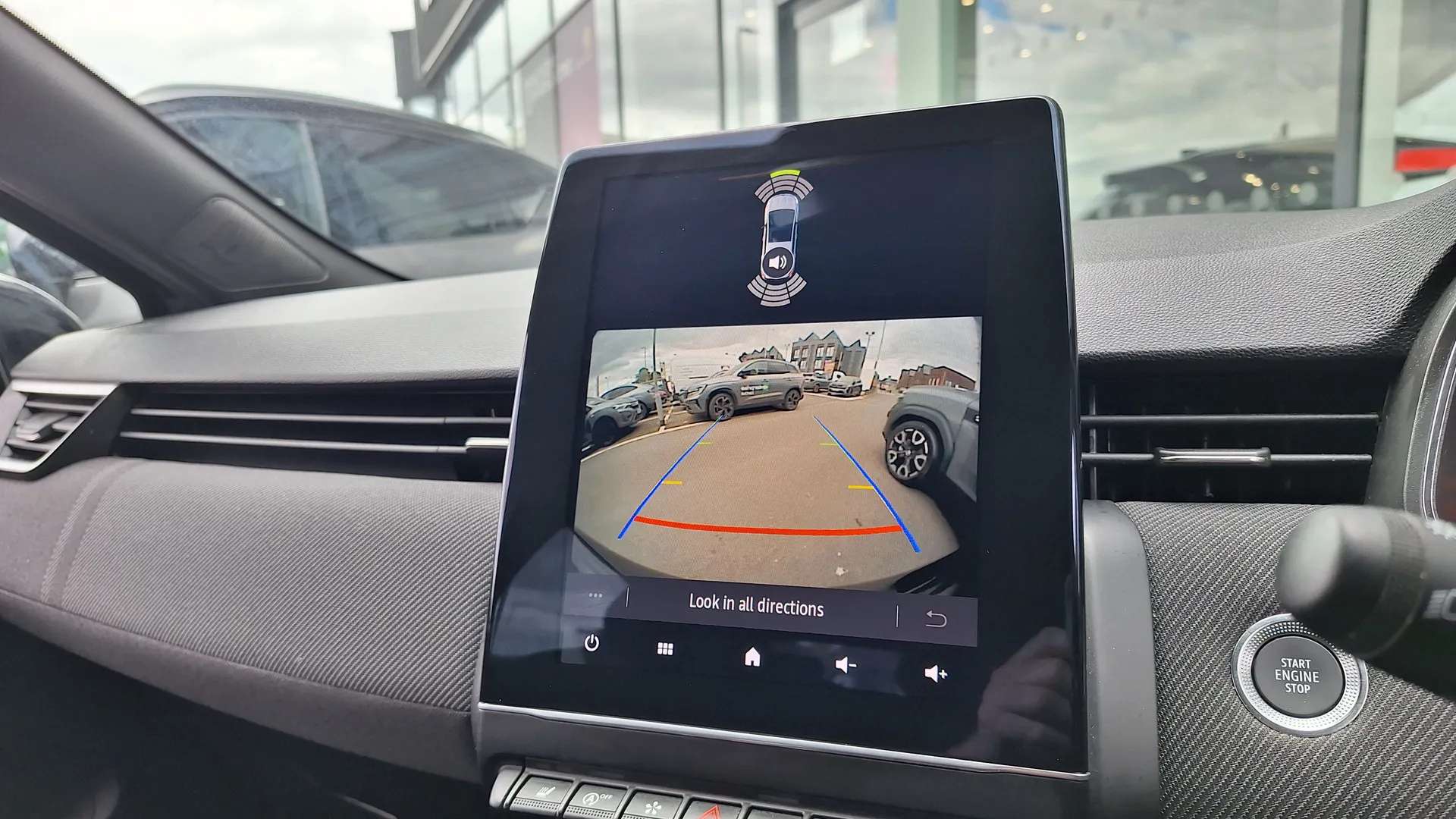 2025 RENAULT CLIO 2025 RENAULT CLIO
