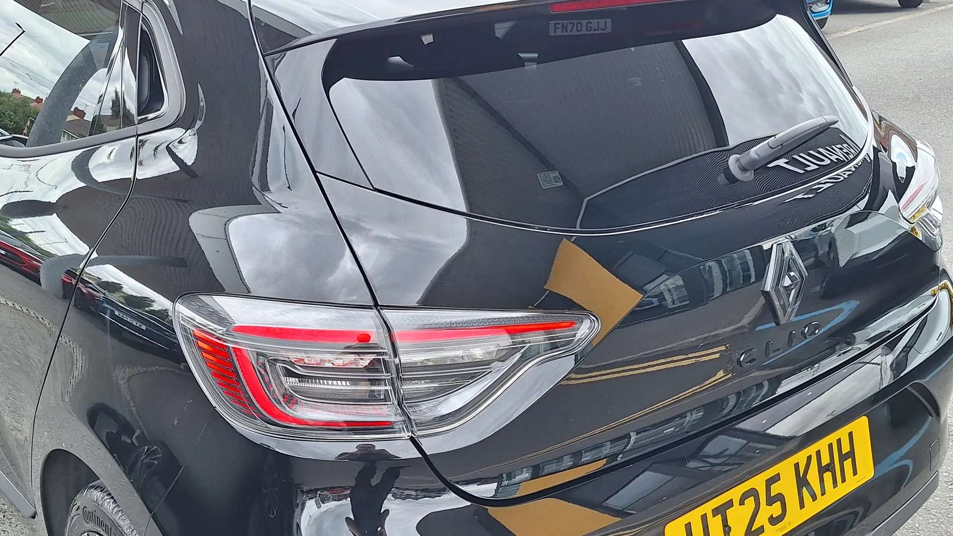 2025 RENAULT CLIO 2025 RENAULT CLIO