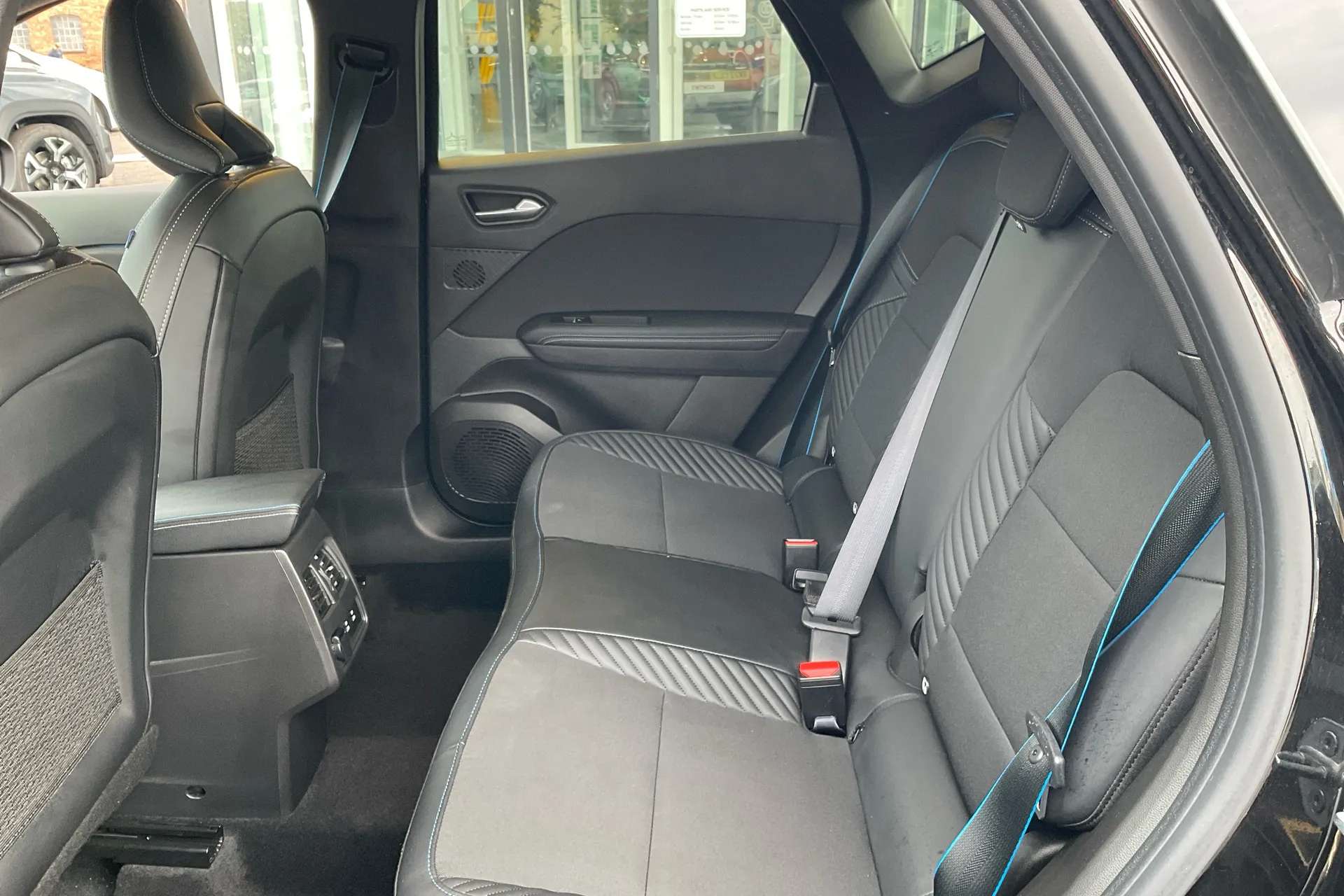 2026 RENAULT CAPTUR 2026 RENAULT CAPTUR