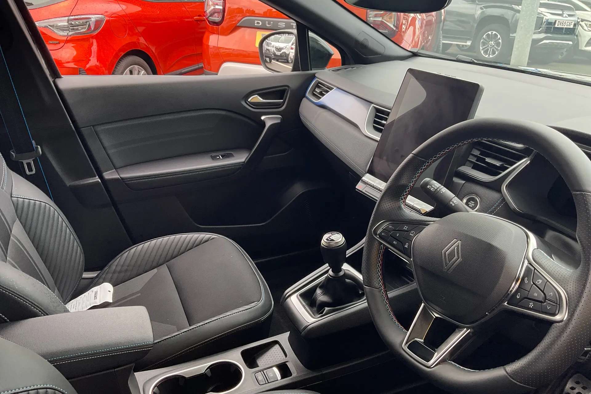 2026 RENAULT CAPTUR 2026 RENAULT CAPTUR