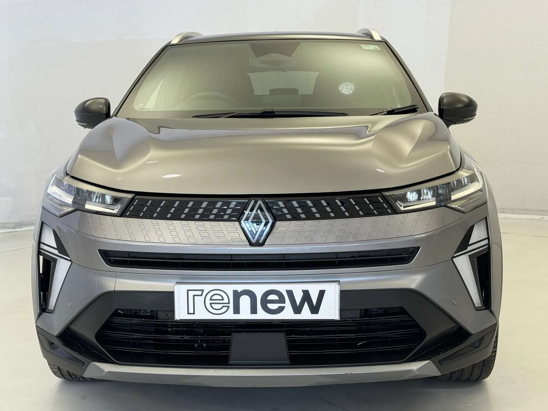 A 2026 RENAULT CAPTUR 1.2 TCE 115 Esprit Alpine 5dr A 2026 RENAULT CAPTUR 1.2 TCE 115 Esprit Alpine 5dr