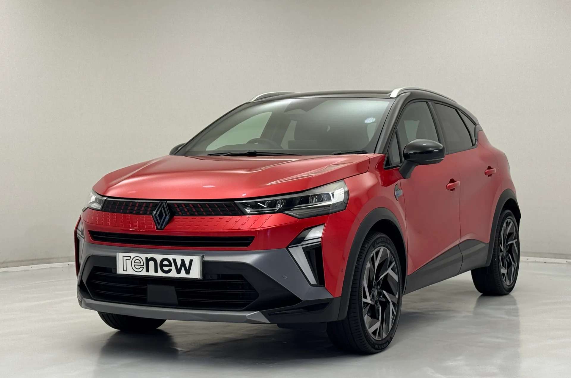 A 2026 RENAULT CAPTUR 1.2 TCE 115 Esprit Alpine 5dr A 2026 RENAULT CAPTUR 1.2 TCE 115 Esprit Alpine 5dr