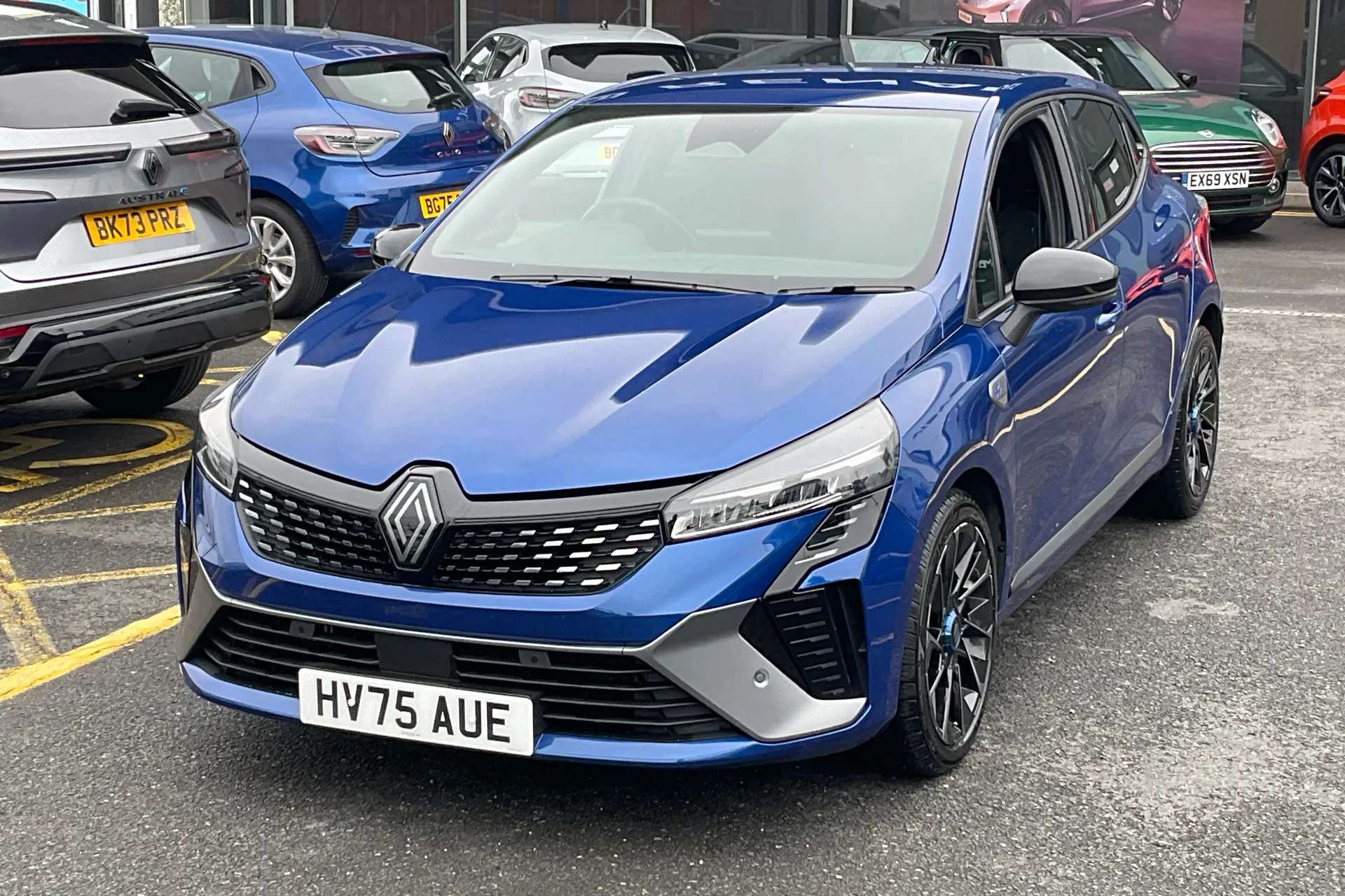 2025 RENAULT CLIO 2025 RENAULT CLIO